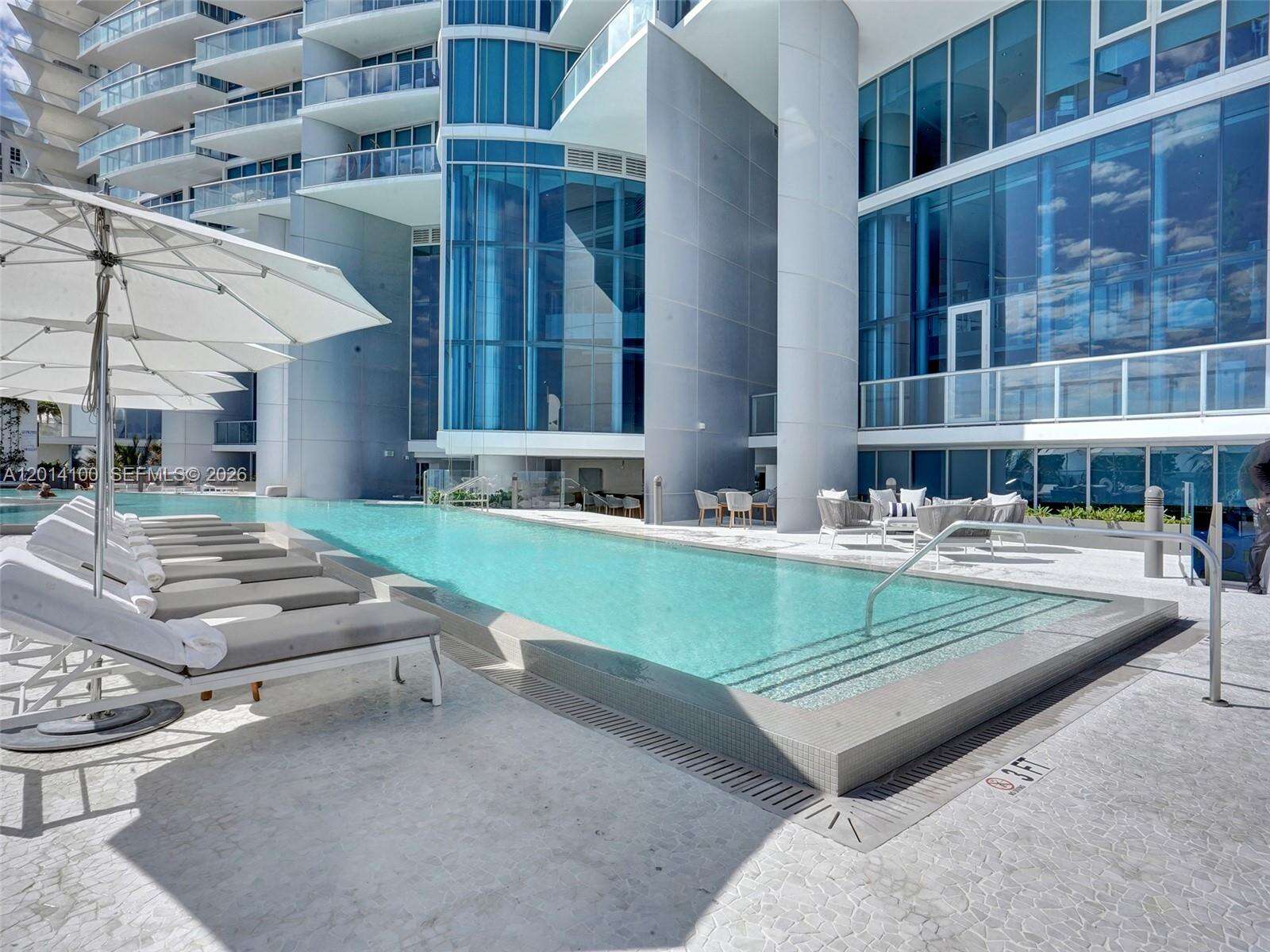 Jade Beach at 17001 Collins Ave, Sunny Isles Beach, FL 33160 - For Sale photo 28