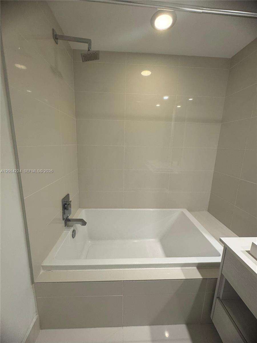 Brickell Heights East at 45 9 St, Miami, FL 33130 - For Sale photo 7