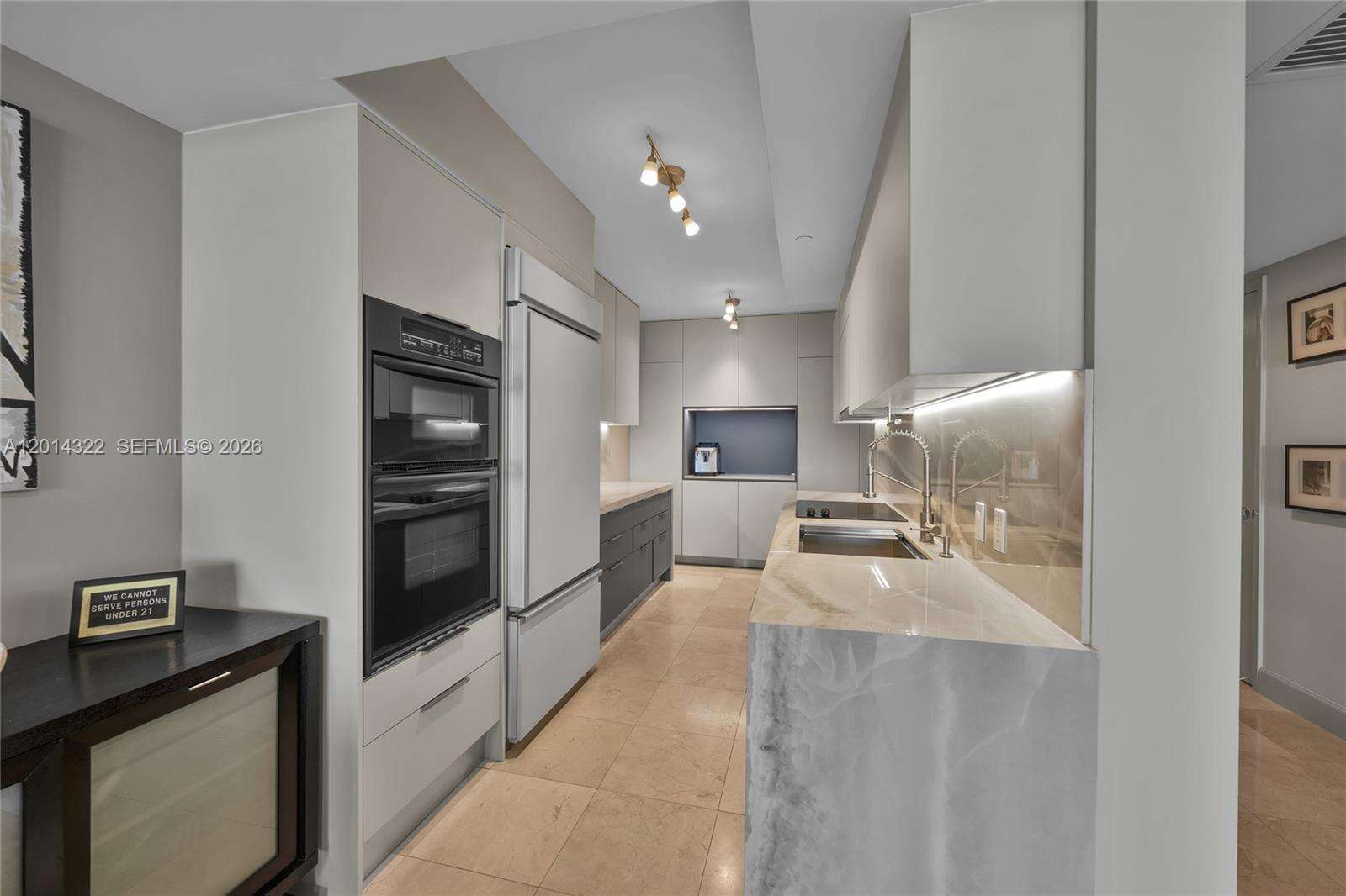 The Beach Club Three at 1800 Ocean Dr, Hallandale Beach, FL 33009 - For Sale photo 4
