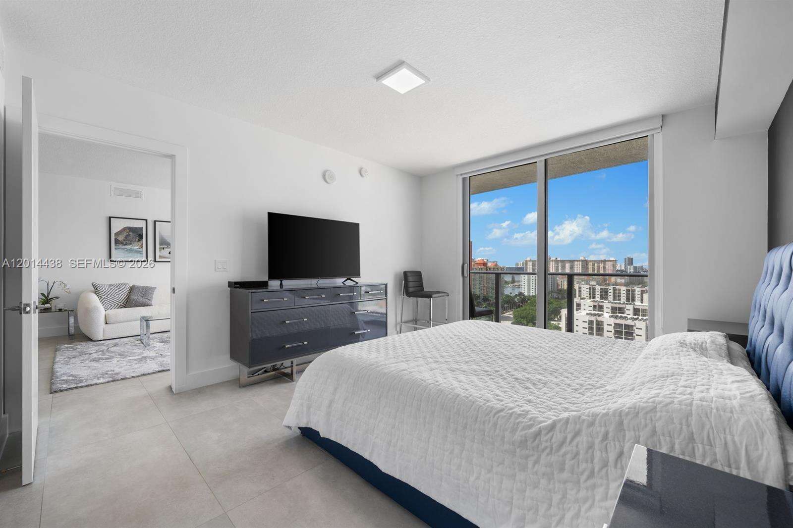 PARQUE TOWERS - 300 Sunny Isles Blvd, Sunny Isles Beach, FL 33160 | Picture 12