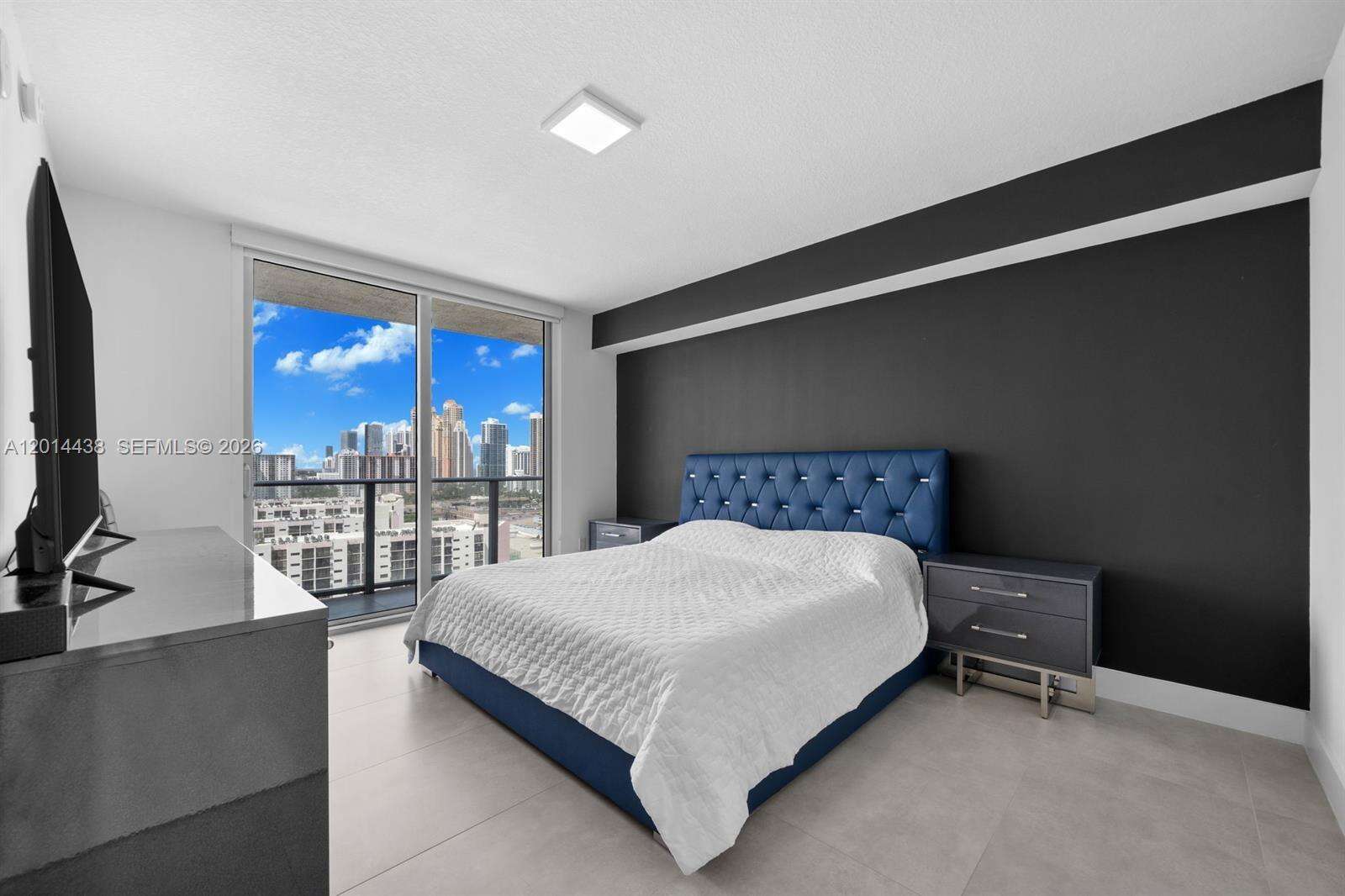 PARQUE TOWERS - 300 Sunny Isles Blvd, Sunny Isles Beach, FL 33160 | Picture 13