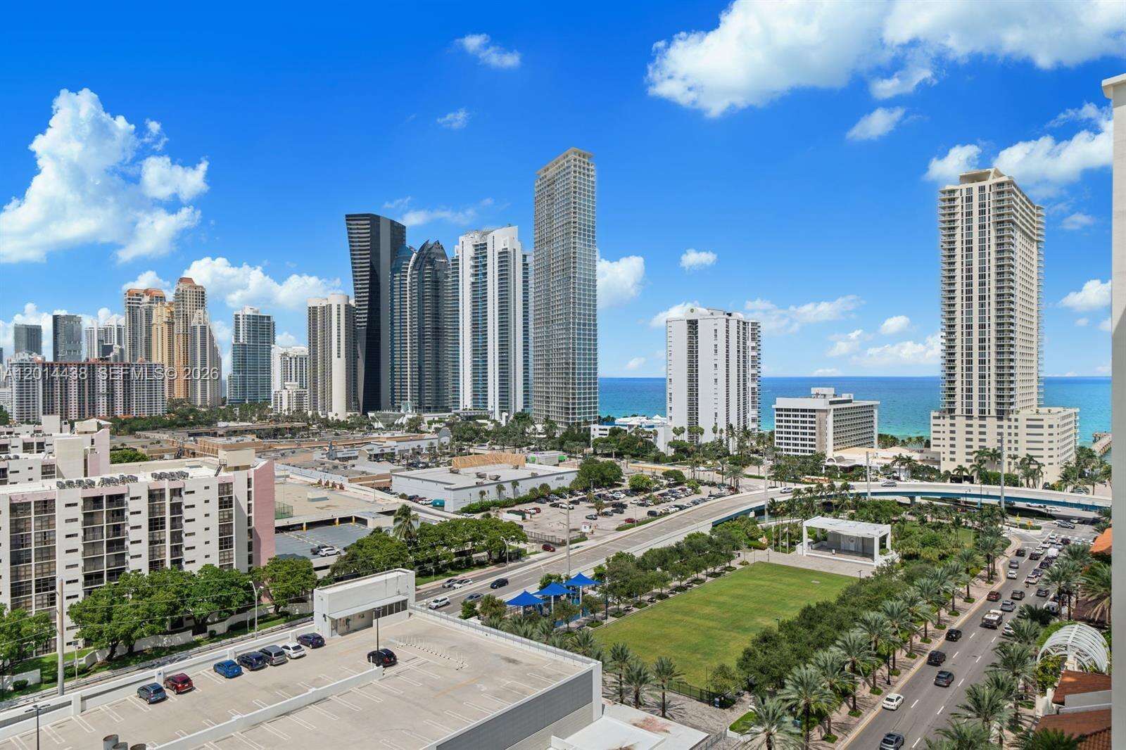 PARQUE TOWERS - 300 Sunny Isles Blvd, Sunny Isles Beach, FL 33160 | Picture 25
