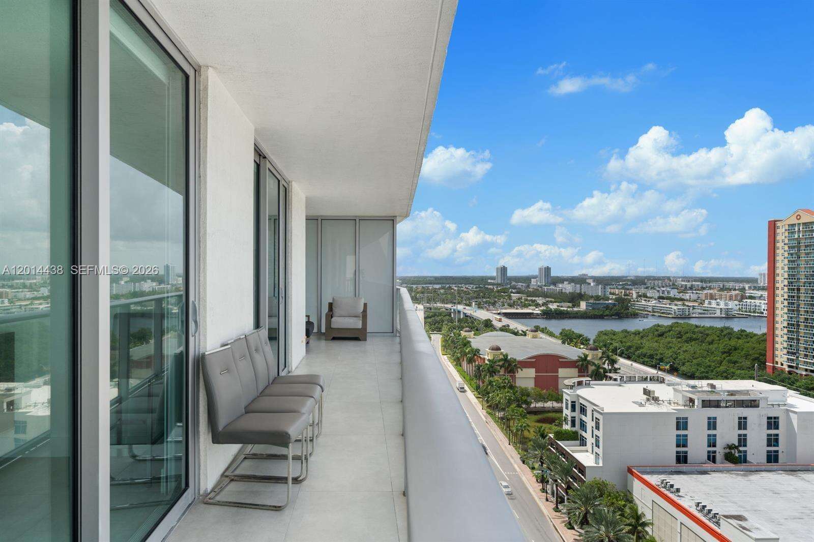 PARQUE TOWERS - 300 Sunny Isles Blvd, Sunny Isles Beach, FL 33160 | Picture 26