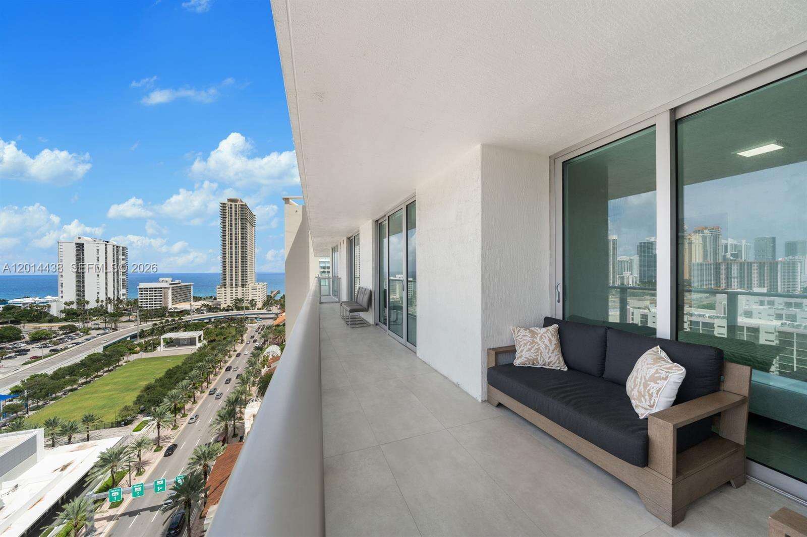 PARQUE TOWERS - 300 Sunny Isles Blvd, Sunny Isles Beach, FL 33160 | Picture 27