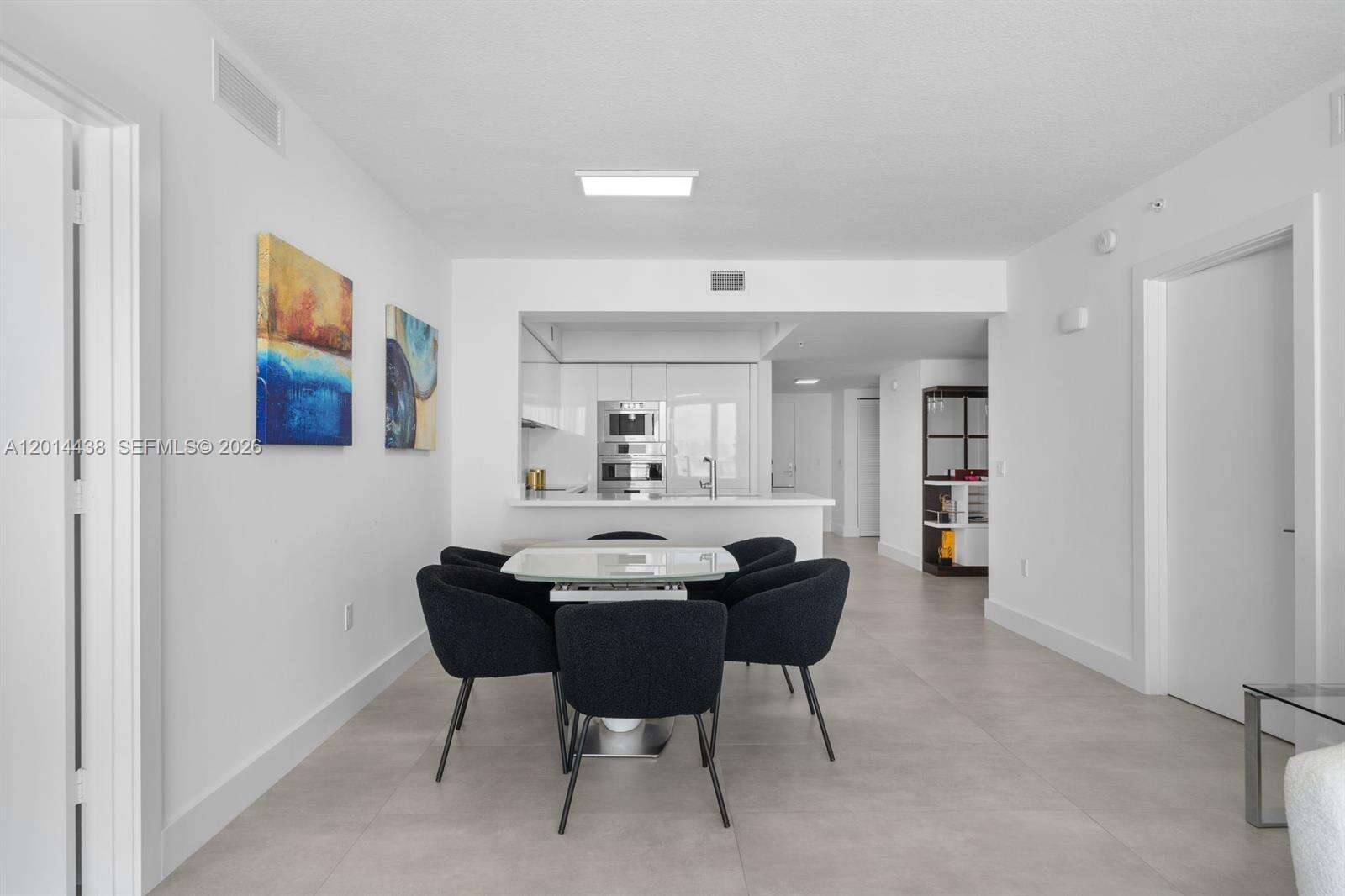 PARQUE TOWERS - 300 Sunny Isles Blvd, Sunny Isles Beach, FL 33160 | Picture 4