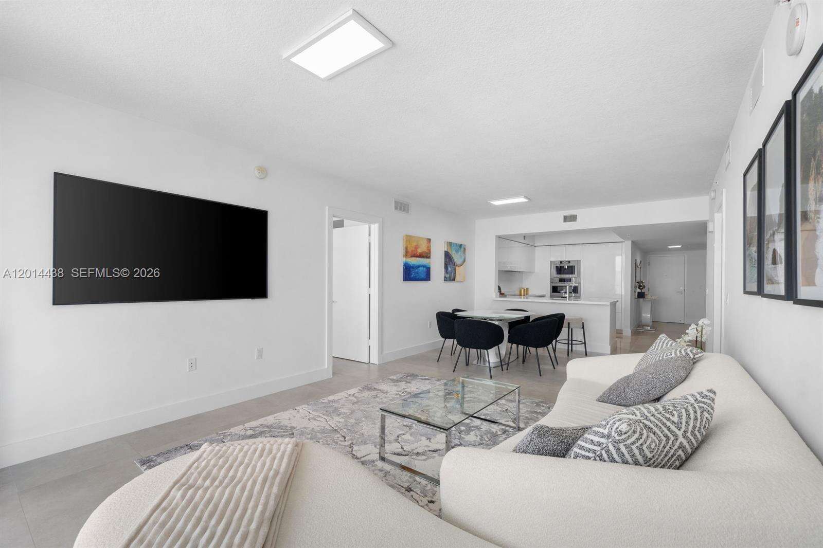 PARQUE TOWERS - 300 Sunny Isles Blvd, Sunny Isles Beach, FL 33160 | Picture 5