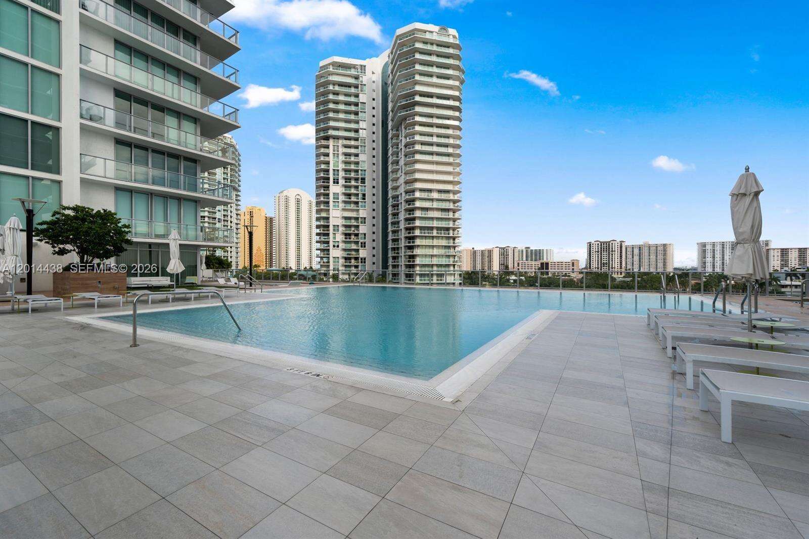 PARQUE TOWERS - 300 Sunny Isles Blvd, Sunny Isles Beach, FL 33160 | Picture 49