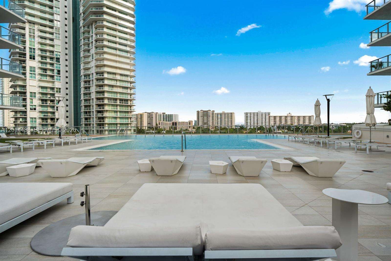 PARQUE TOWERS - 300 Sunny Isles Blvd, Sunny Isles Beach, FL 33160 | Picture 50