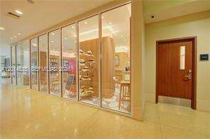 Central Carillon at 6801 Collins Ave, Miami Beach, FL 33141 - For Sale photo 28