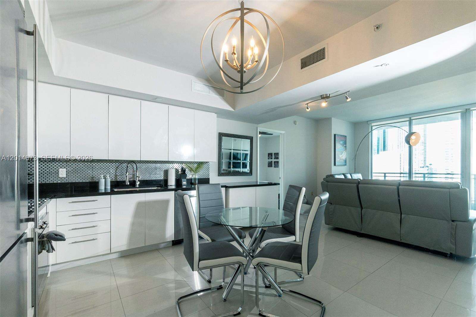 Mint at 92 3 St, Miami, FL 33130 - For Sale photo 8