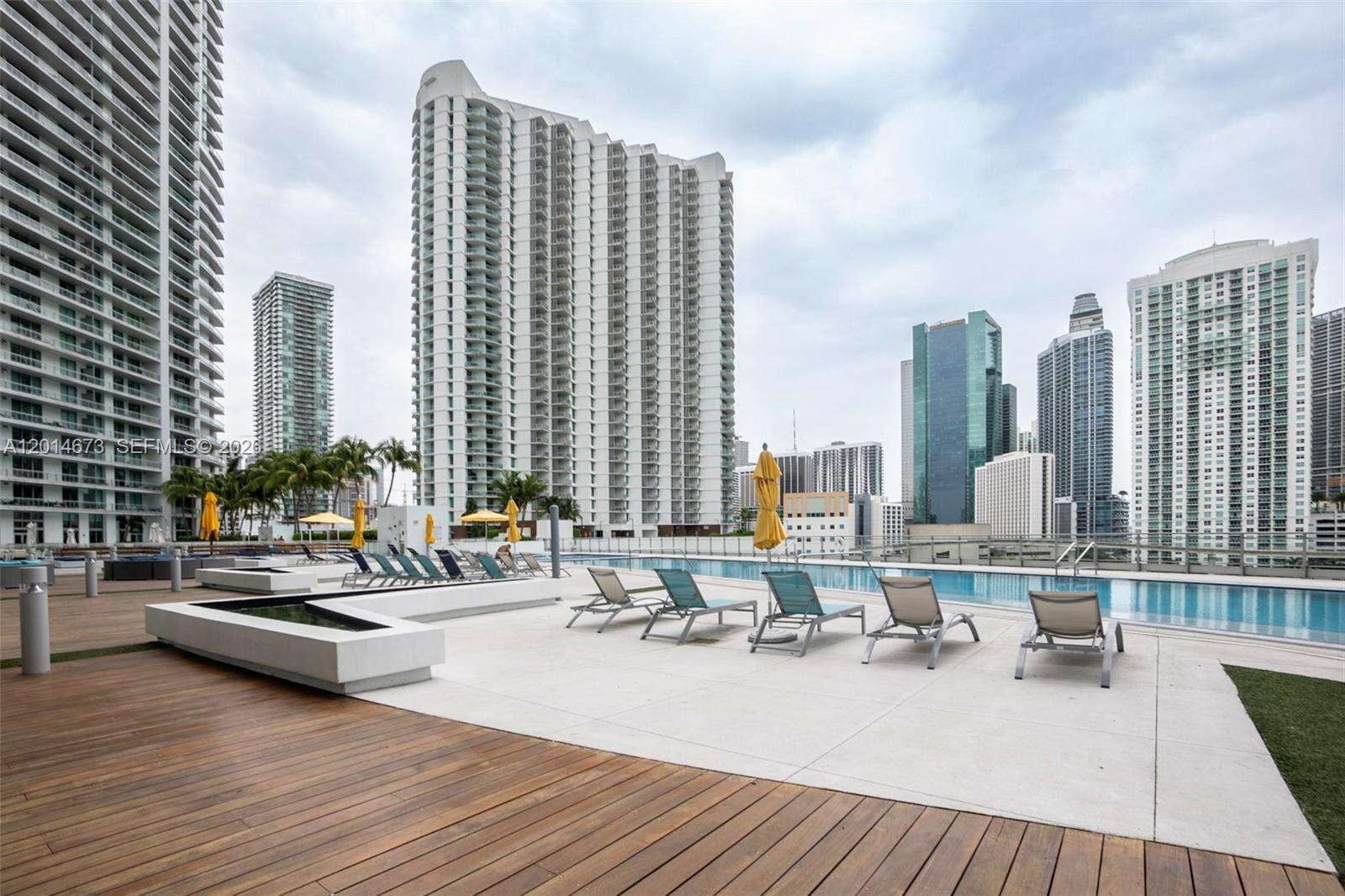 Mint at 92 3 St, Miami, FL 33130 - For Sale photo 9