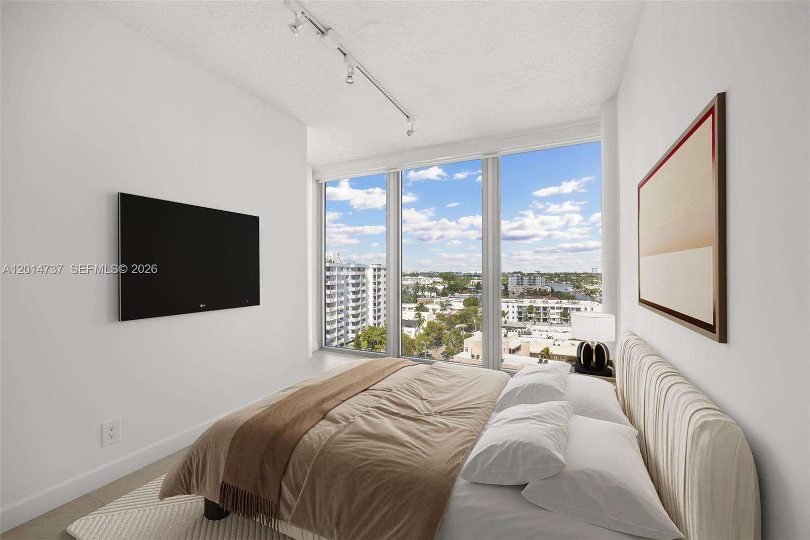 King Cole at 900 Bay Dr, Miami Beach, FL 33141 - For Sale photo 12