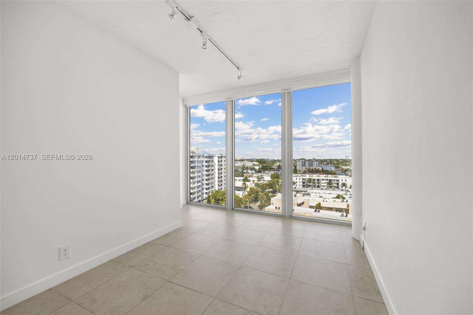 King Cole at 900 Bay Dr, Miami Beach, FL 33141 - For Sale photo 13