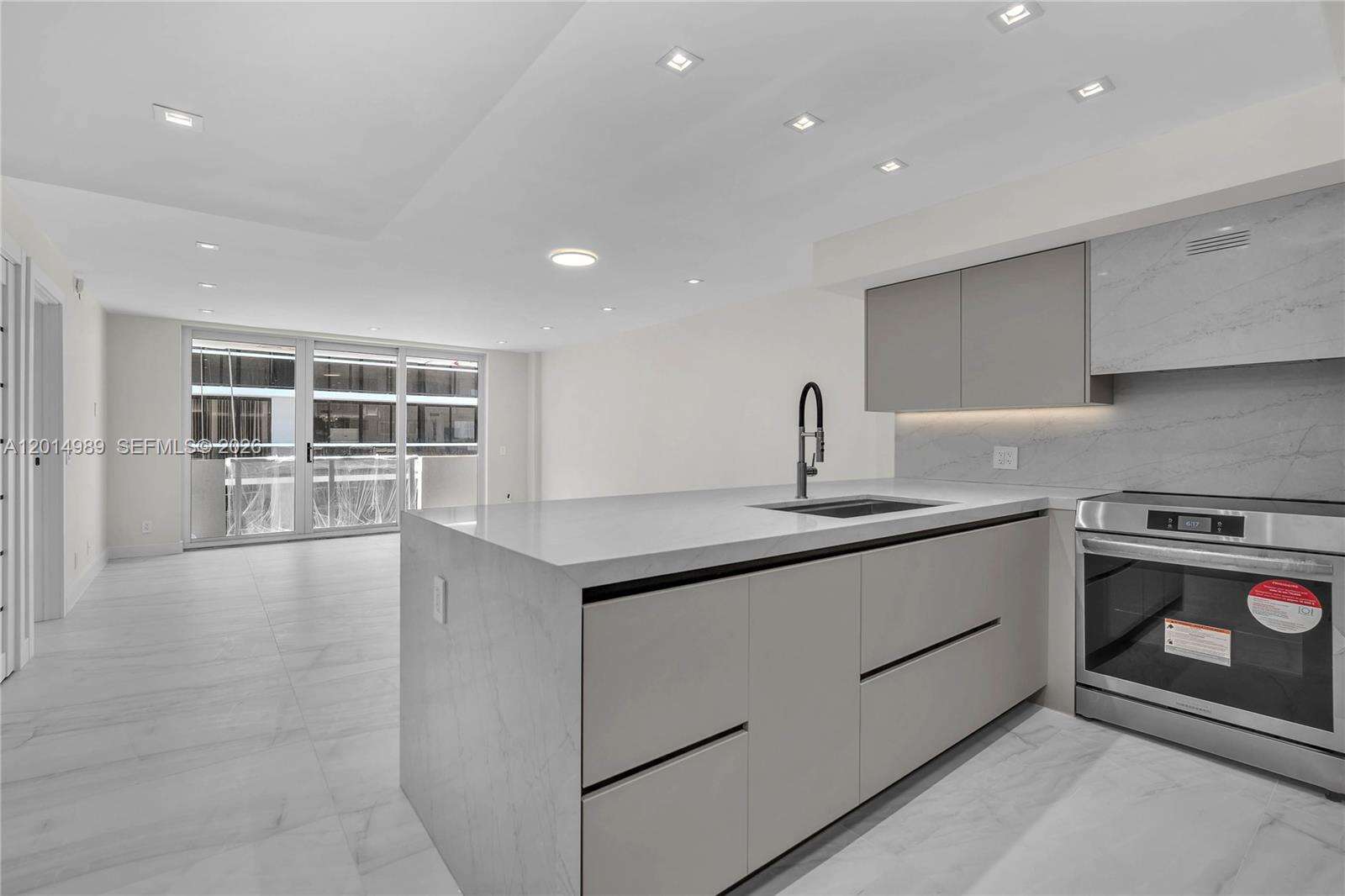 Spiaggia at 9499 Collins Ave, Surfside, FL 33154 - For Sale photo 24