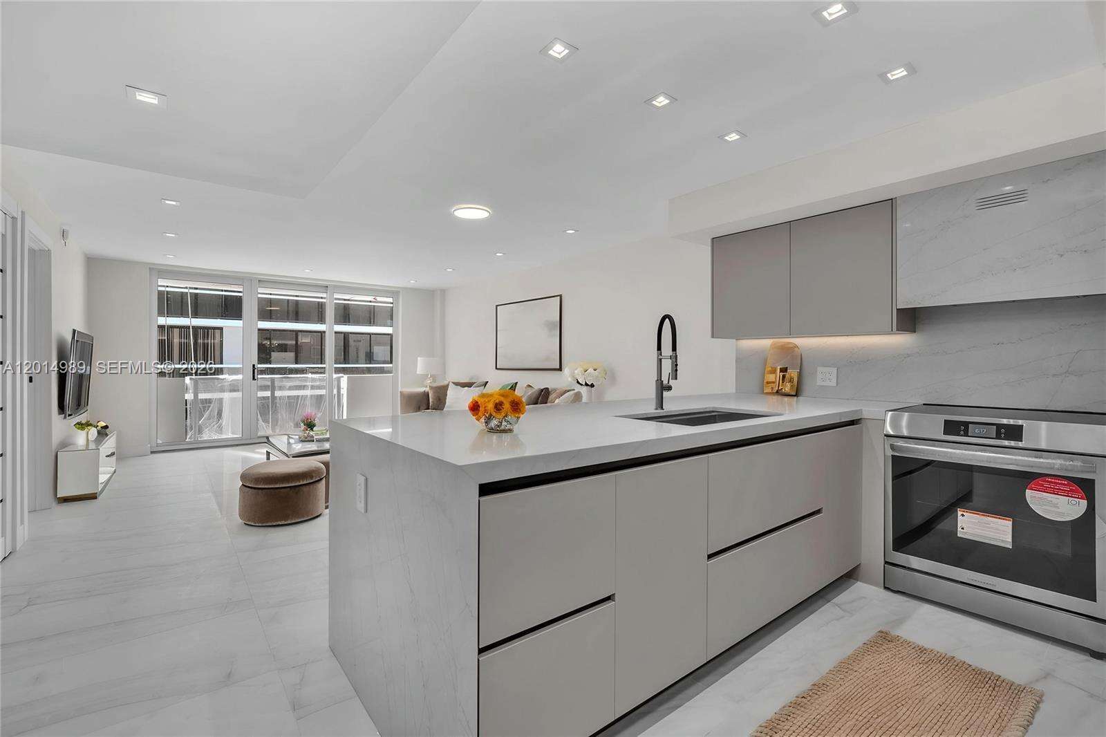 Spiaggia at 9499 Collins Ave, Surfside, FL 33154 - For Sale photo 7