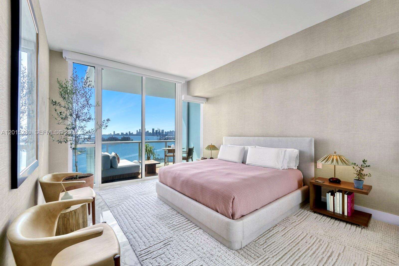 Continuum South Tower at 100 Pointe Dr, Miami Beach, FL 33139 - For Sale photo 11