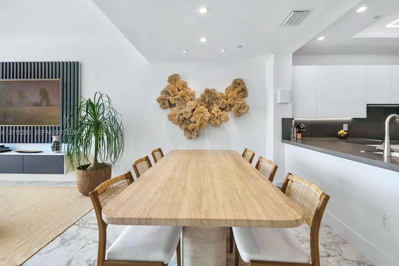 Continuum South Tower at 100 Pointe Dr, Miami Beach, FL 33139 - For Sale photo 17