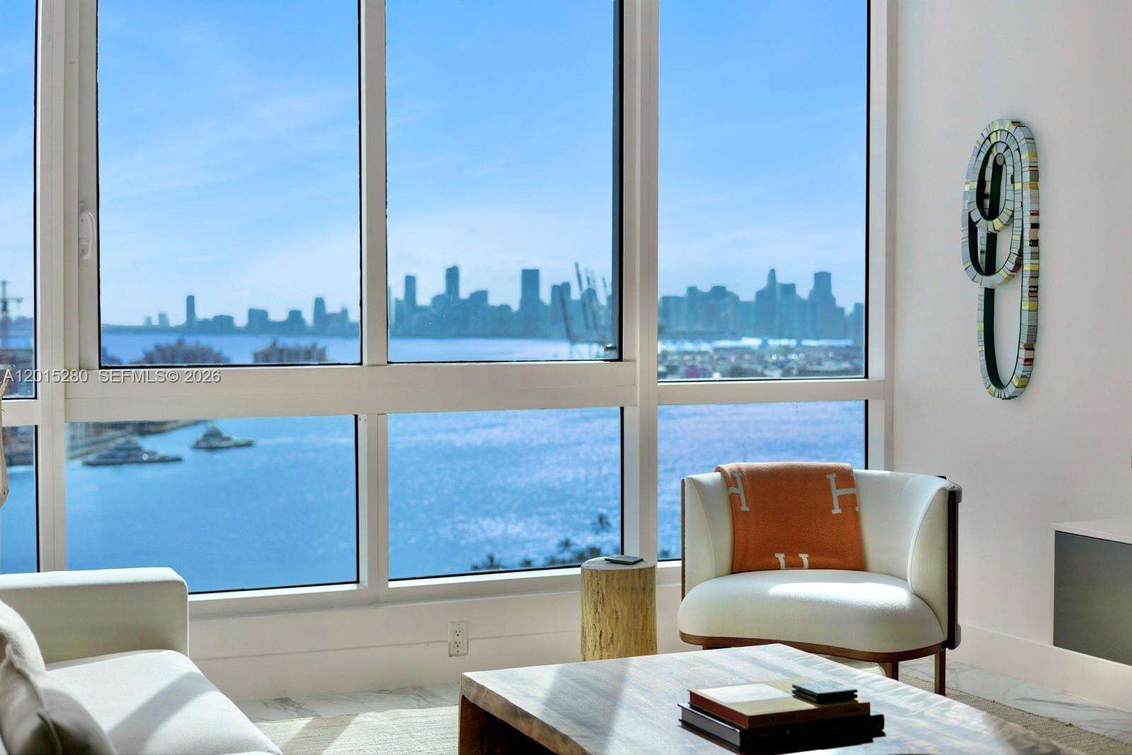 Continuum South Tower at 100 Pointe Dr, Miami Beach, FL 33139 - For Sale photo 4