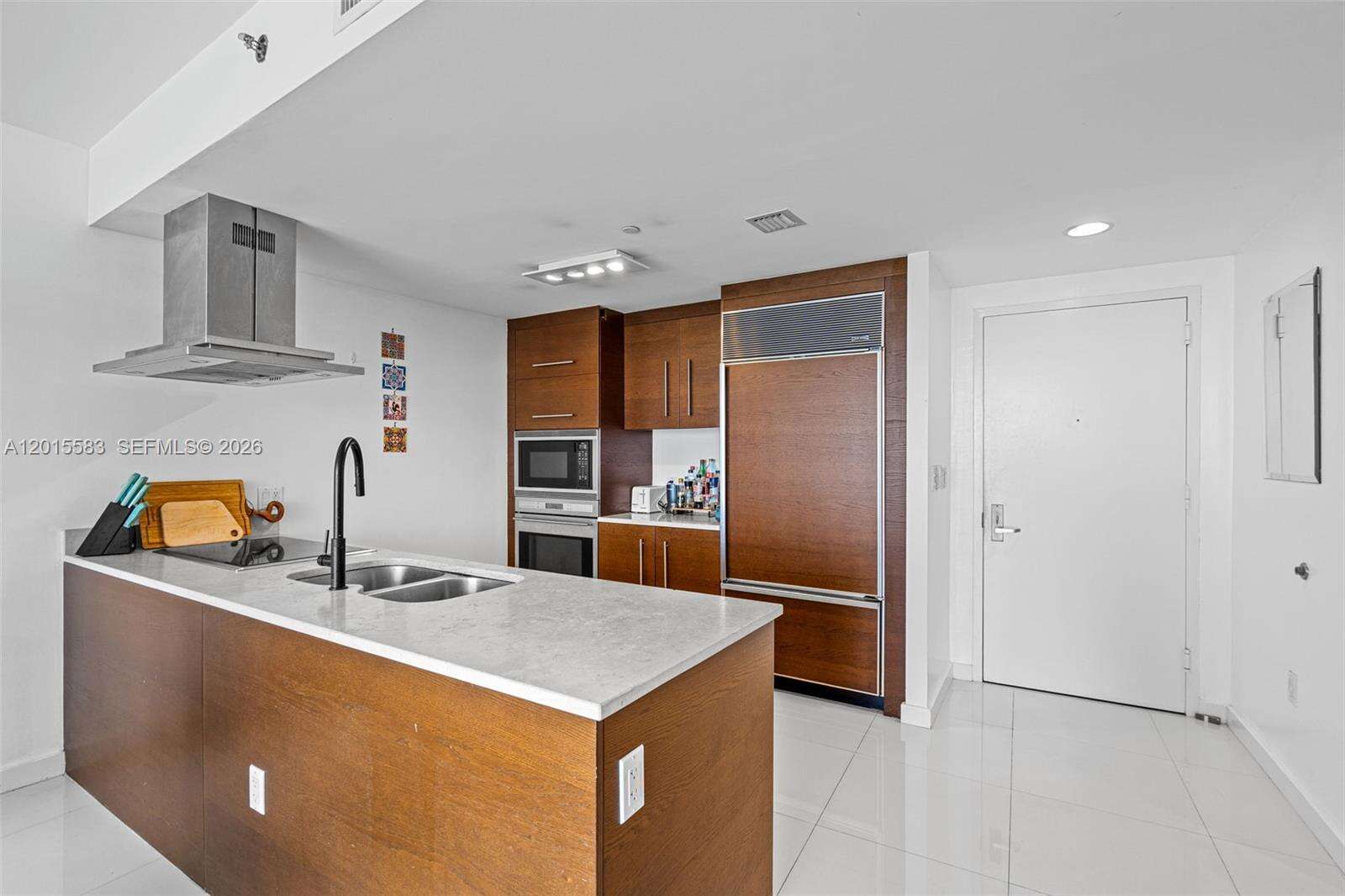 Icon Brickell 1 at 465 Brickell Ave, Miami, FL 33131 - For Sale photo 11