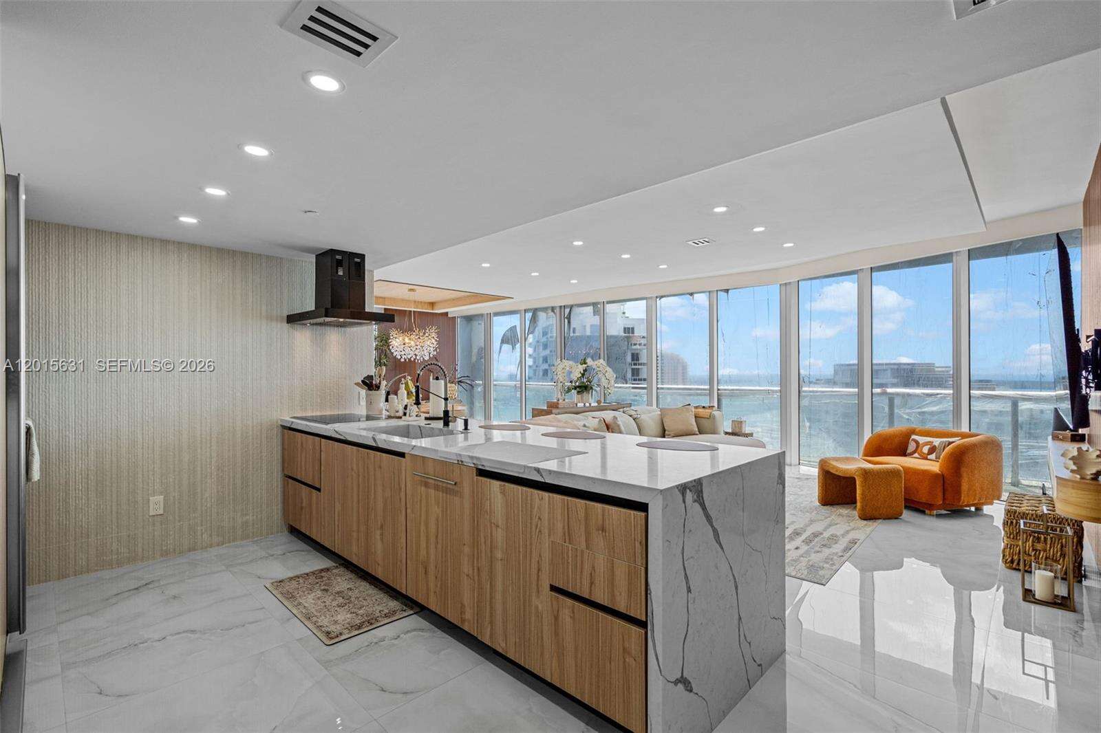 Icon Brickell 1 at 465 Brickell Ave, Miami, FL 33131 - For Sale photo 11
