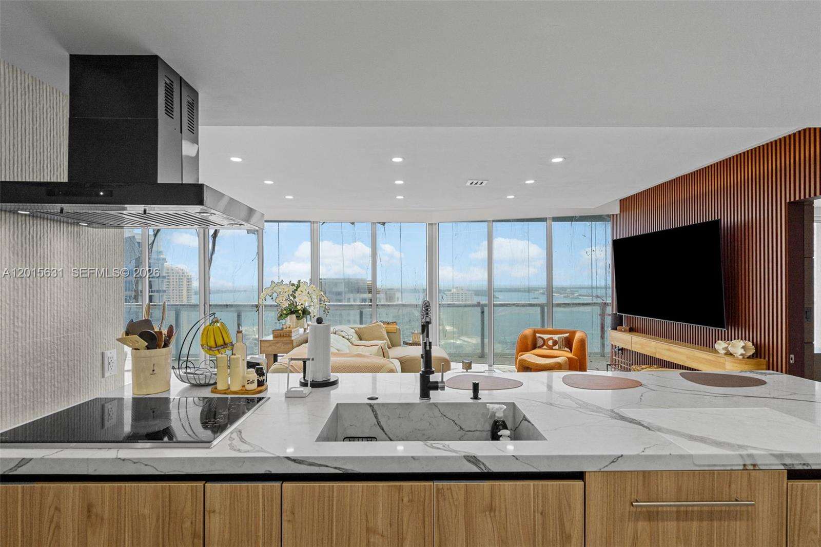 Icon Brickell 1 at 465 Brickell Ave, Miami, FL 33131 - For Sale photo 14