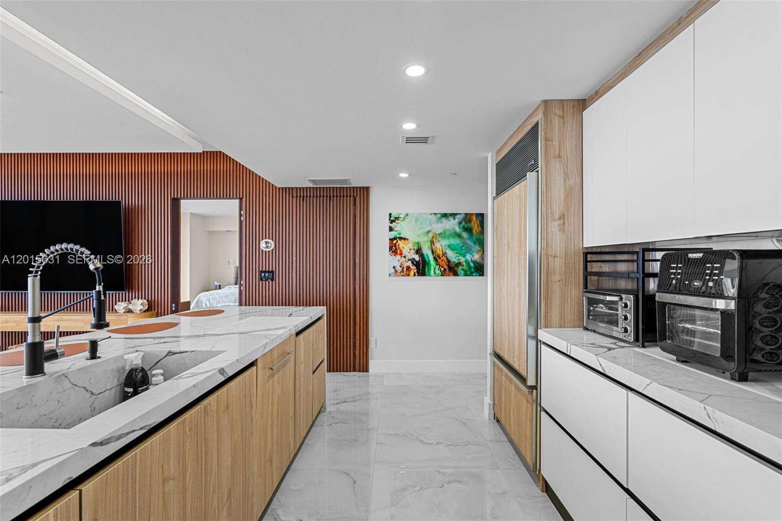 Icon Brickell 1 at 465 Brickell Ave, Miami, FL 33131 - For Sale photo 15