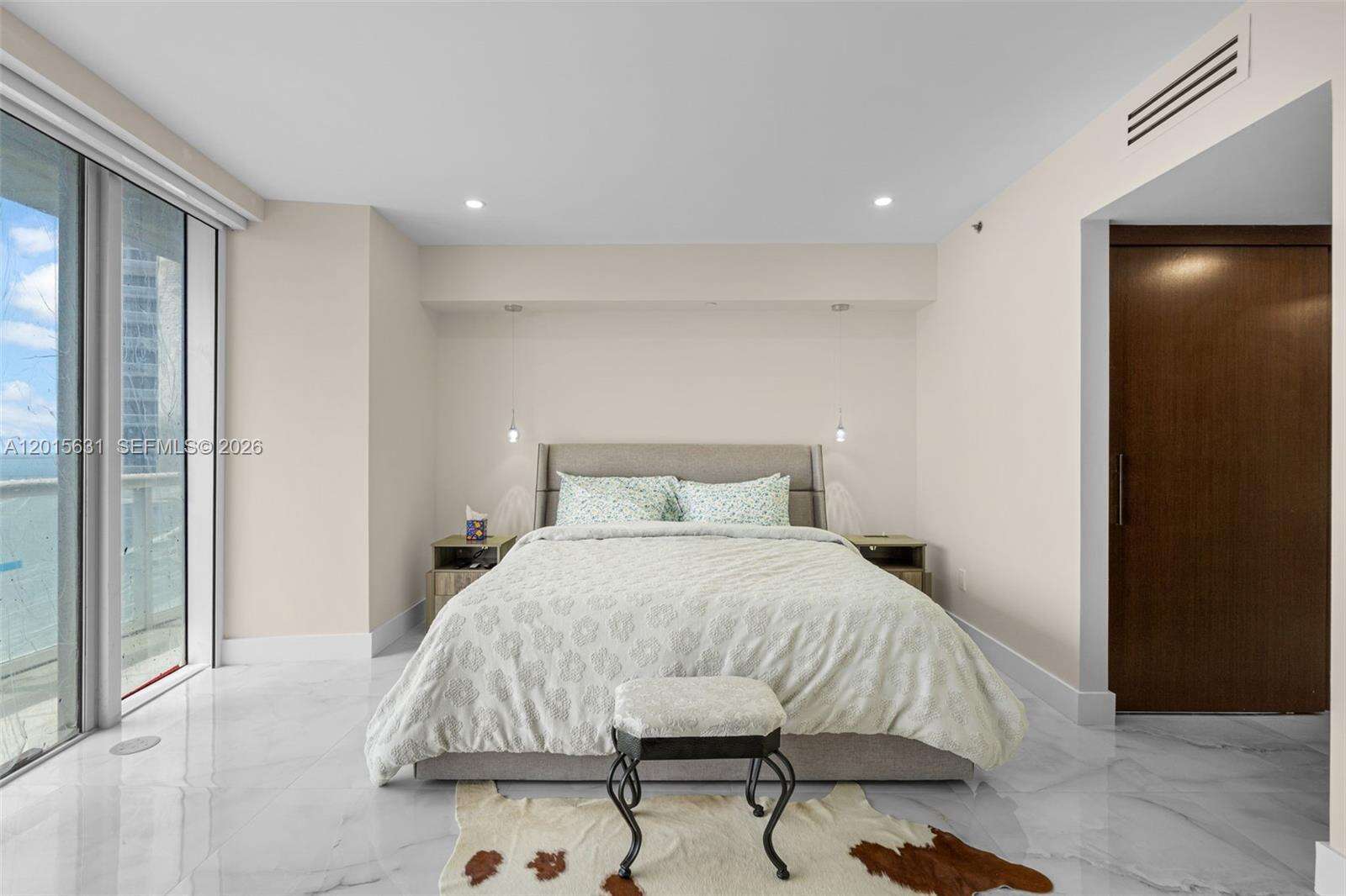 Icon Brickell 1 at 465 Brickell Ave, Miami, FL 33131 - For Sale photo 24