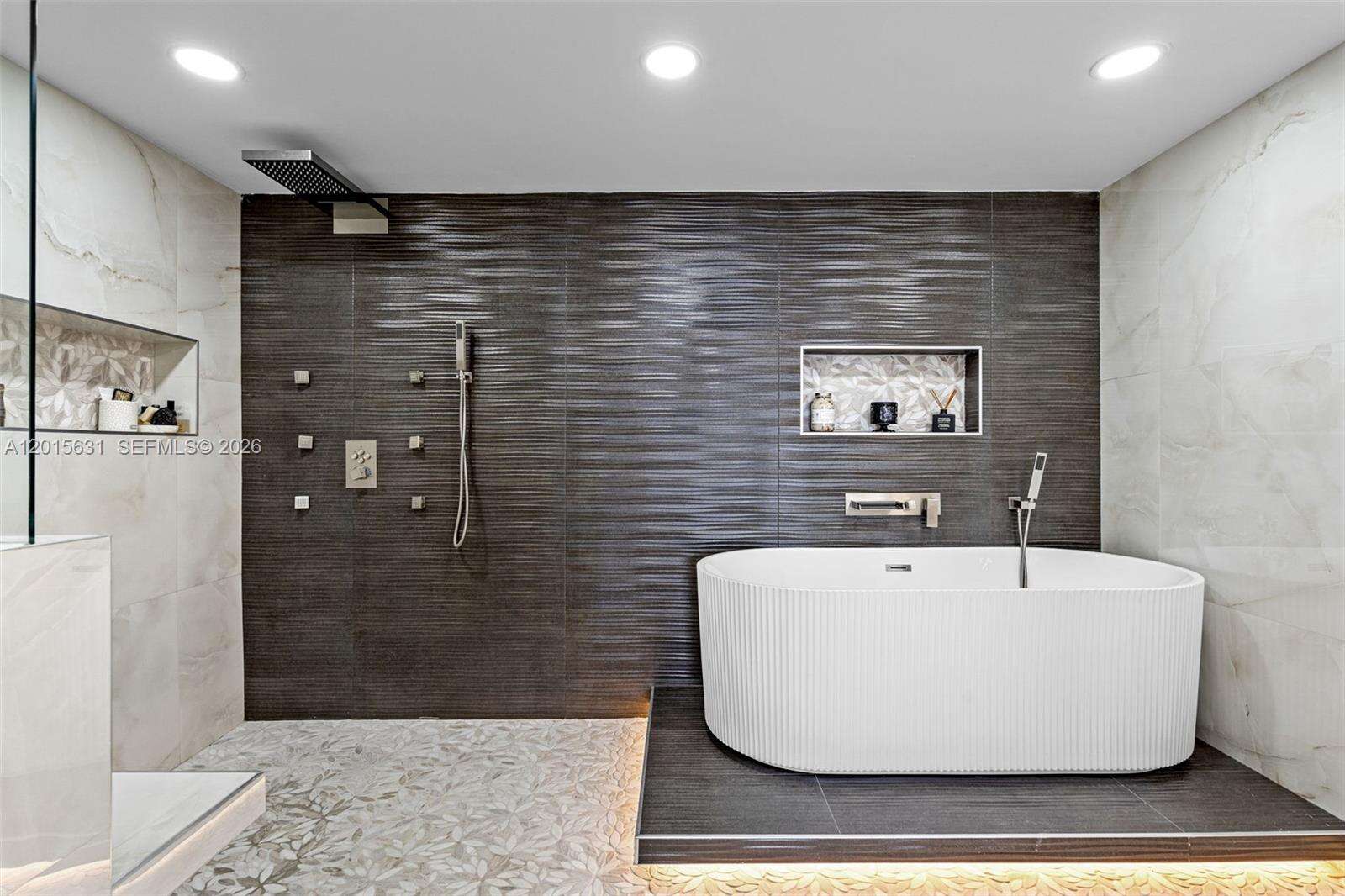 Icon Brickell 1 at 465 Brickell Ave, Miami, FL 33131 - For Sale photo 31