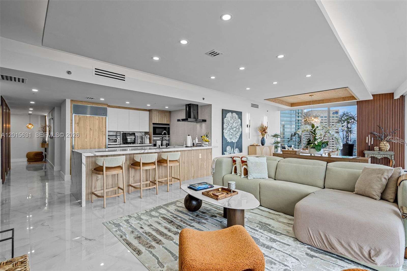 Icon Brickell 1 at 465 Brickell Ave, Miami, FL 33131 - For Sale photo 6
