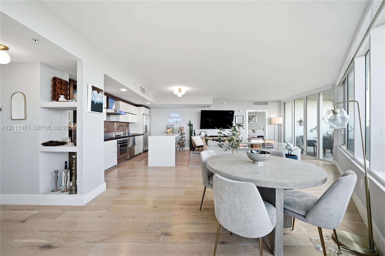 Artepark North at 2155 Washington Ct, Miami Beach, FL 33139 - For Sale photo 12