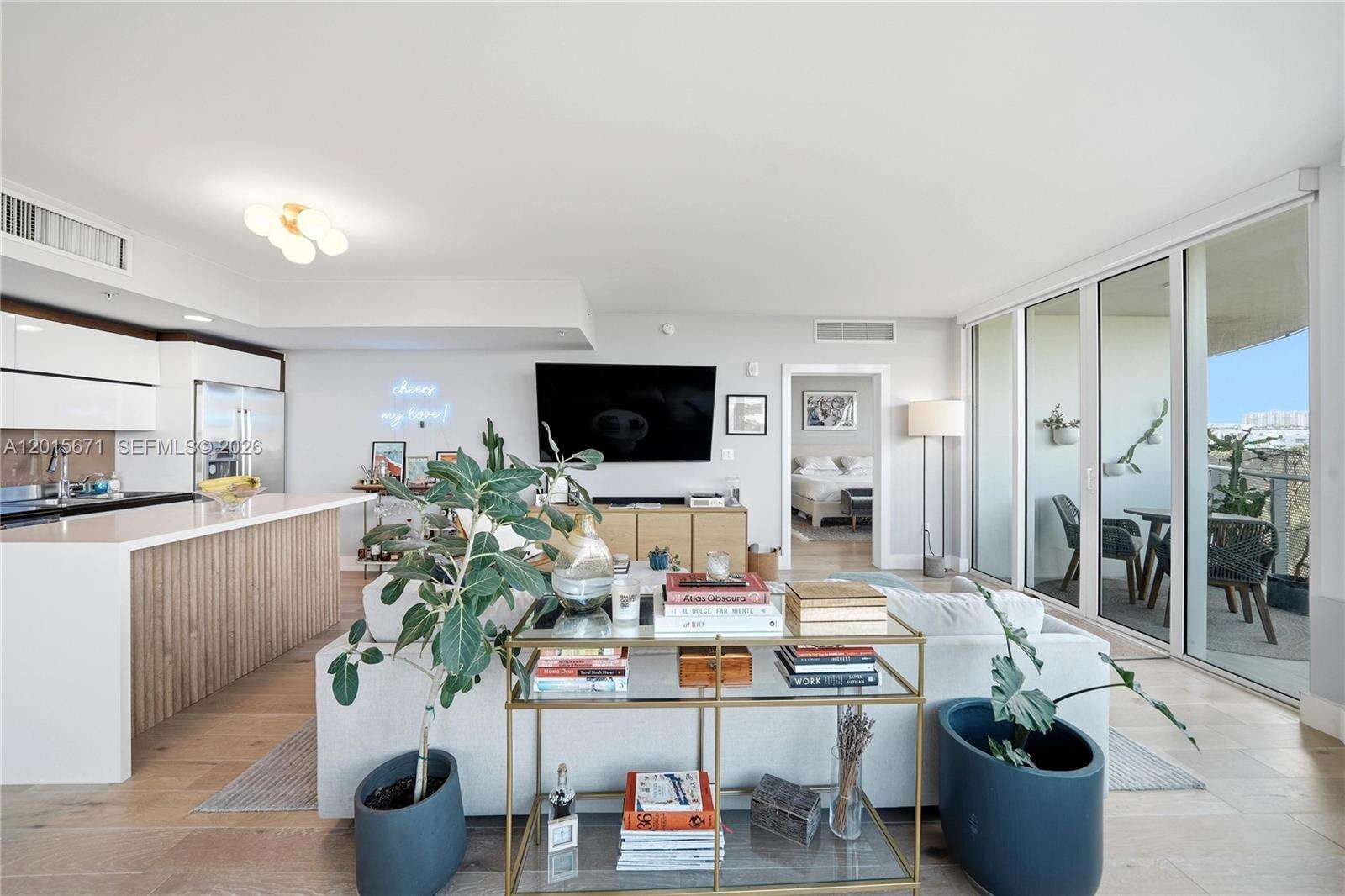 Artepark North at 2155 Washington Ct, Miami Beach, FL 33139 - For Sale photo 5