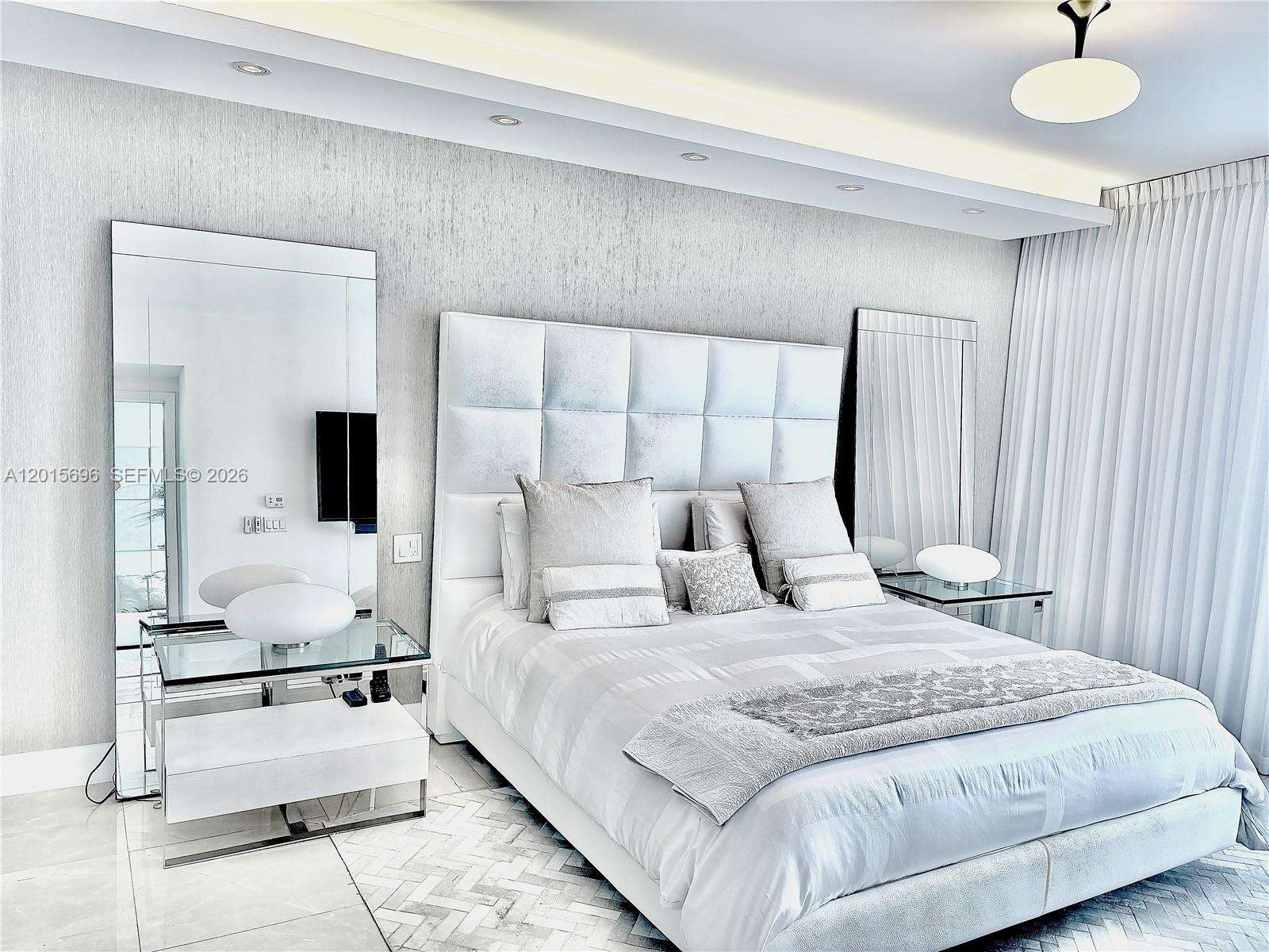 Jade Beach at 17001 Collins Ave, Sunny Isles Beach, FL 33160 - For Sale photo 10