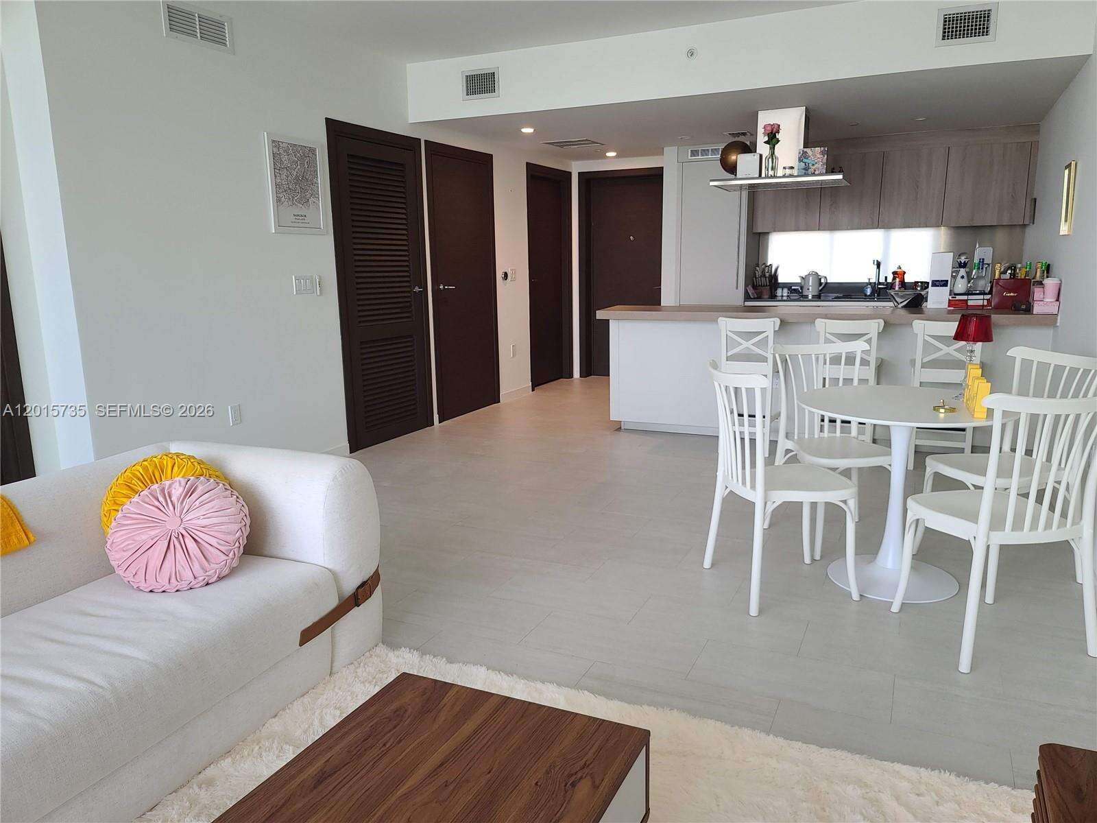 Brickell Flatiron at 1000 Brickell Plz, Miami, FL 33131 - For Sale photo 12