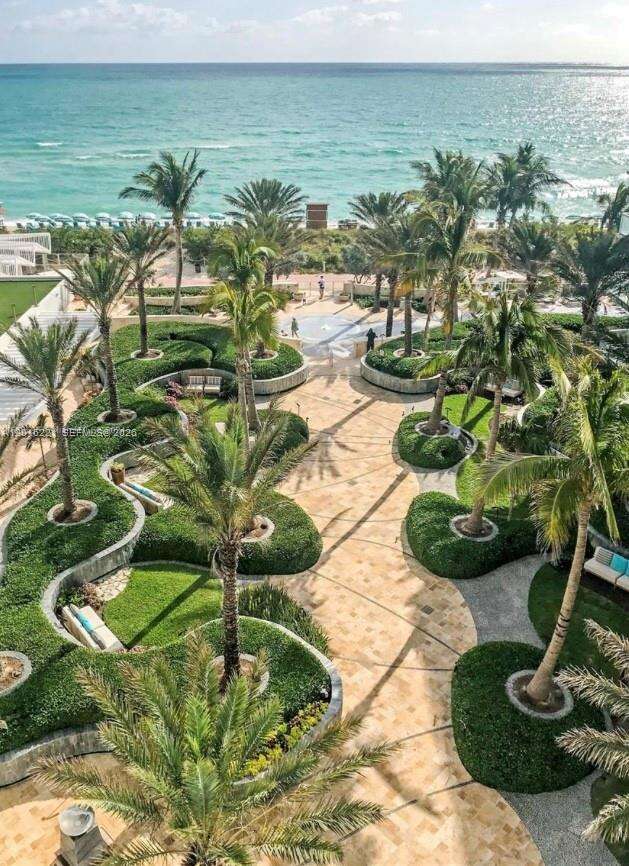 Central Carillon at 6801 Collins Ave, Miami Beach, FL 33141 - For Sale photo 24