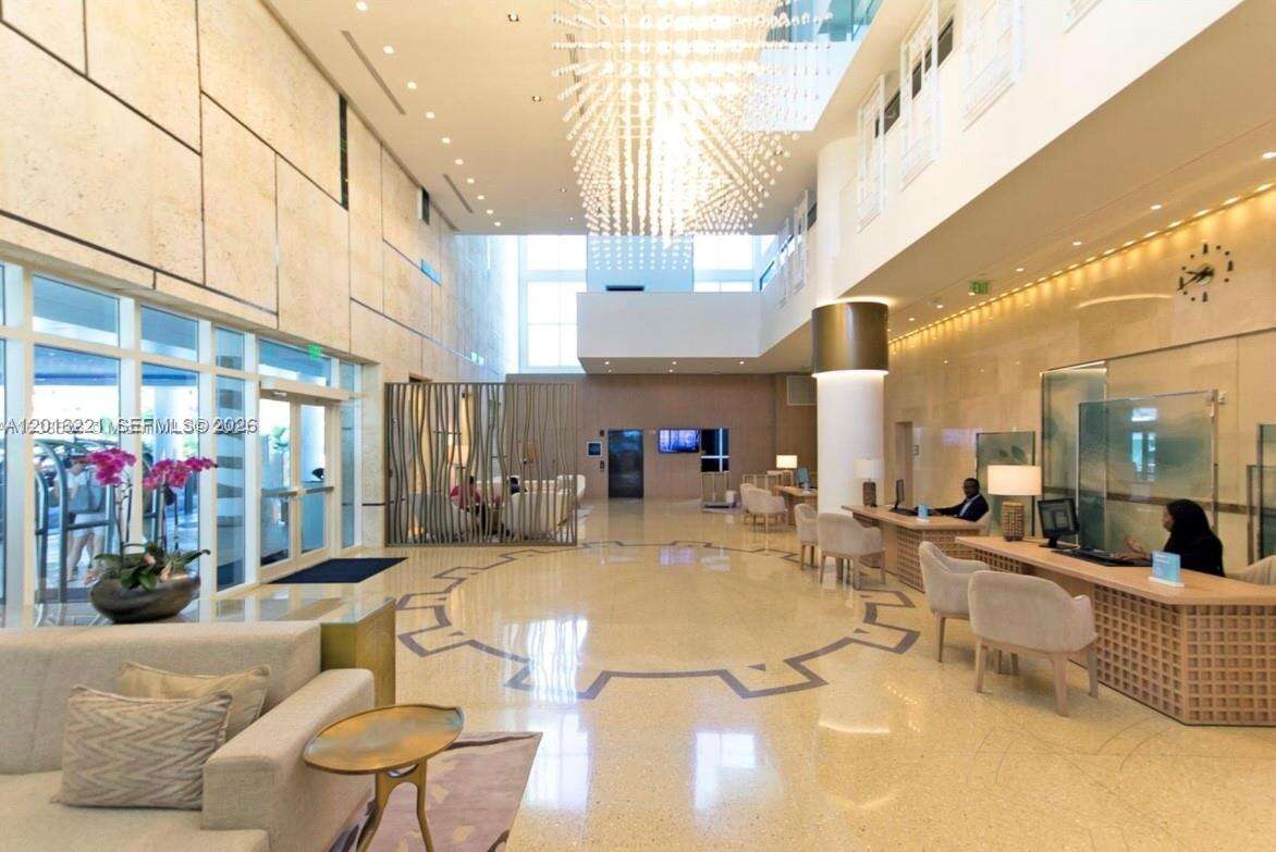 Central Carillon at 6801 Collins Ave, Miami Beach, FL 33141 - For Sale photo 29
