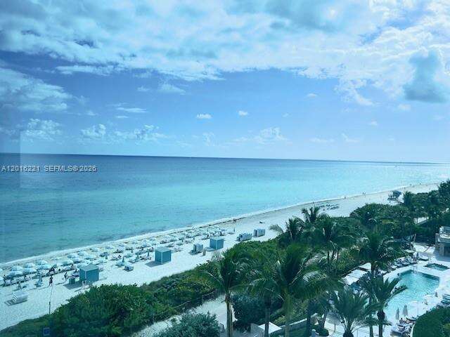Central Carillon at 6801 Collins Ave, Miami Beach, FL 33141 - For Sale photo 8