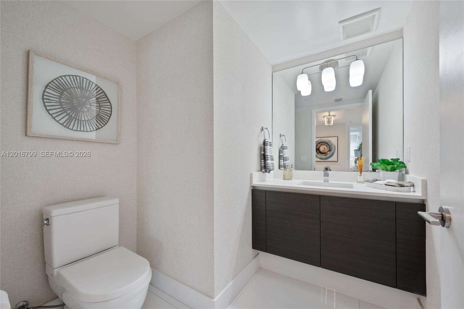 Parque Towers at 300 Sunny Isles Blvd, Sunny Isles Beach, FL 33160 - For Sale photo 9