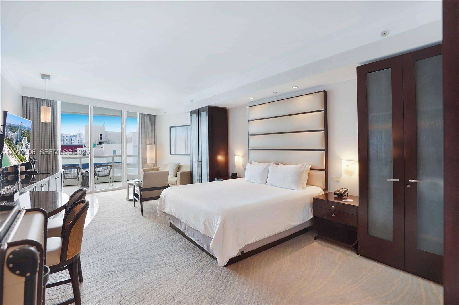 Fontainebleau 3 at 4391 Collins Ave, Miami Beach, FL 33140 - For Sale photo 11