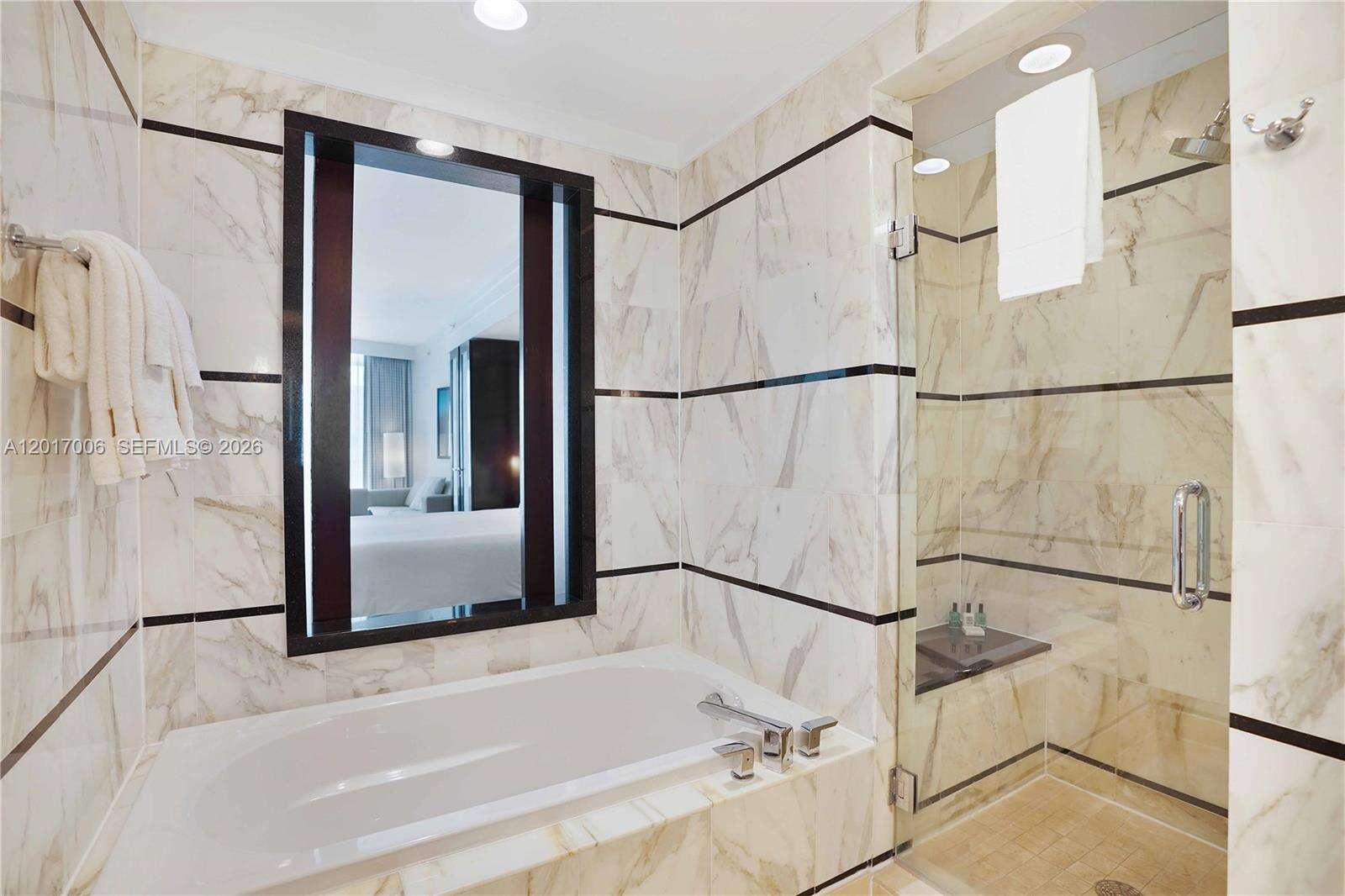 Fontainebleau 3 at 4391 Collins Ave, Miami Beach, FL 33140 - For Sale photo 8