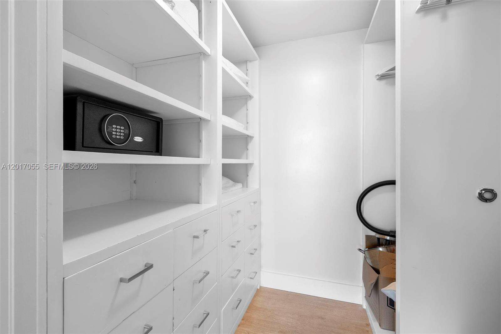 Icon Brickell 3 at 485 Brickell Ave, Miami, FL 33131 - For Sale photo 14