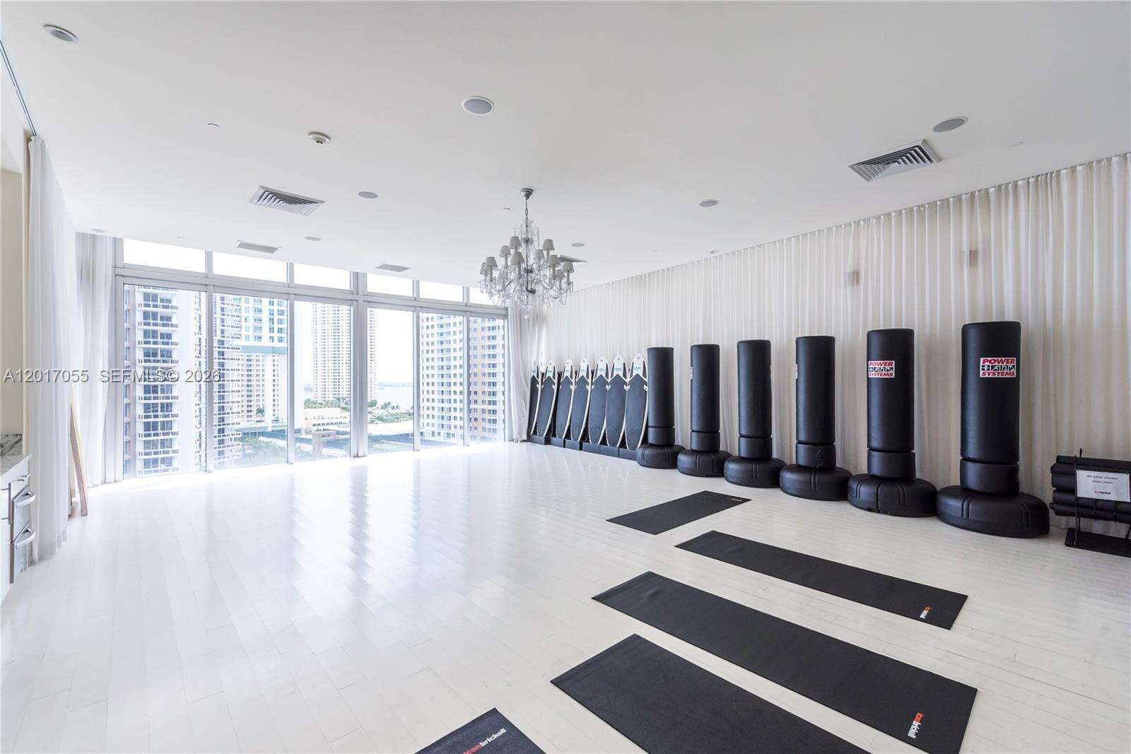 Icon Brickell 3 at 485 Brickell Ave, Miami, FL 33131 - For Sale photo 23