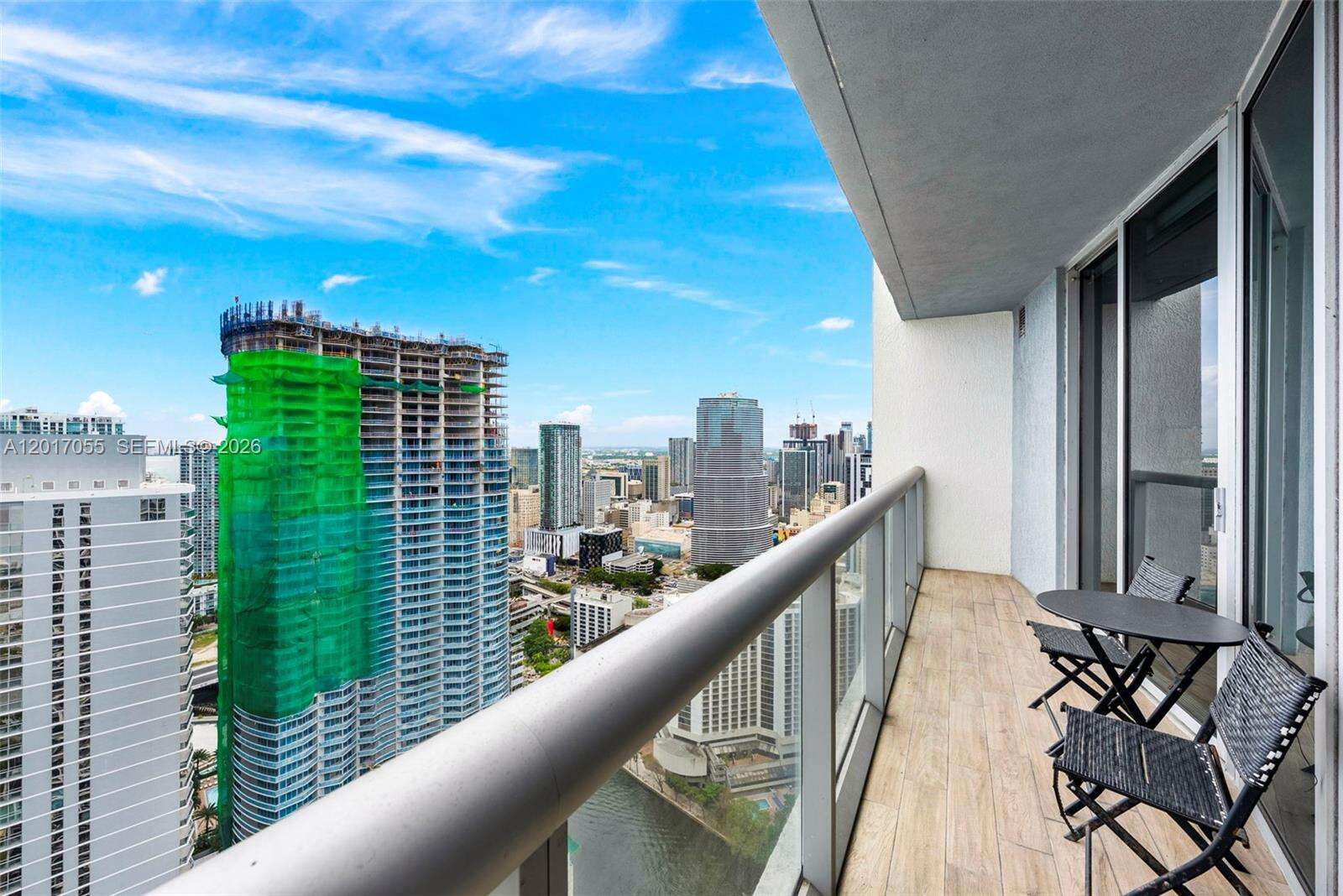 Icon Brickell 3 at 485 Brickell Ave, Miami, FL 33131 - For Sale photo 10