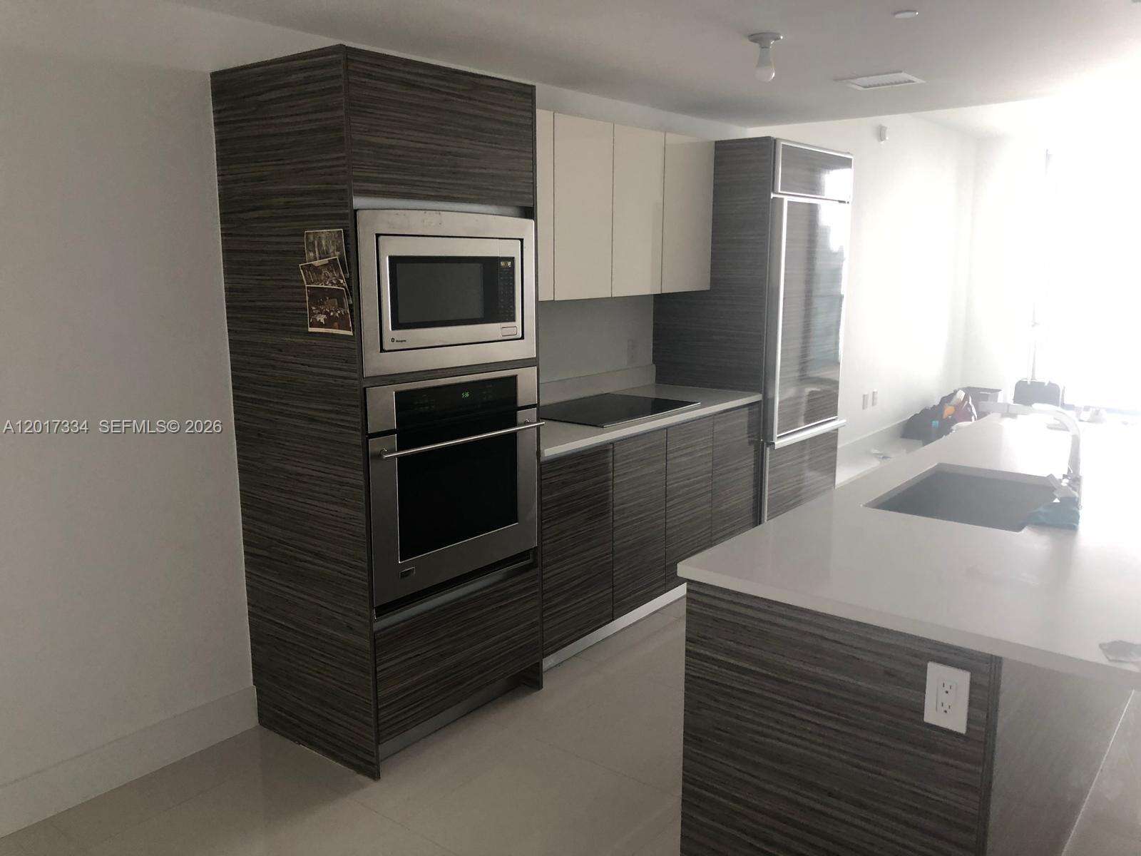 Icon Bay at 460 28 St, Miami, FL 33132 - For Sale photo 16