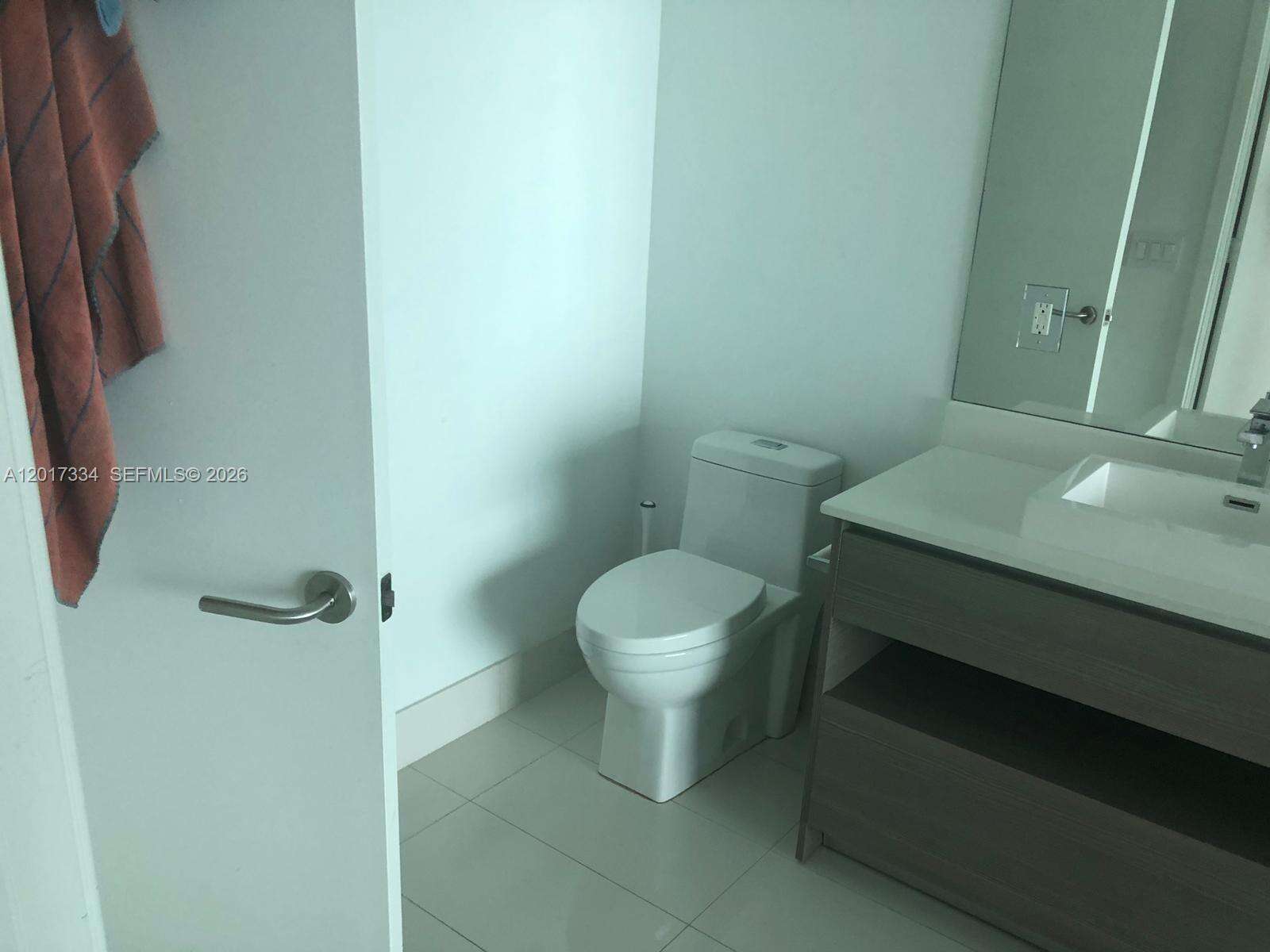 Icon Bay at 460 28 St, Miami, FL 33132 - For Sale photo 10