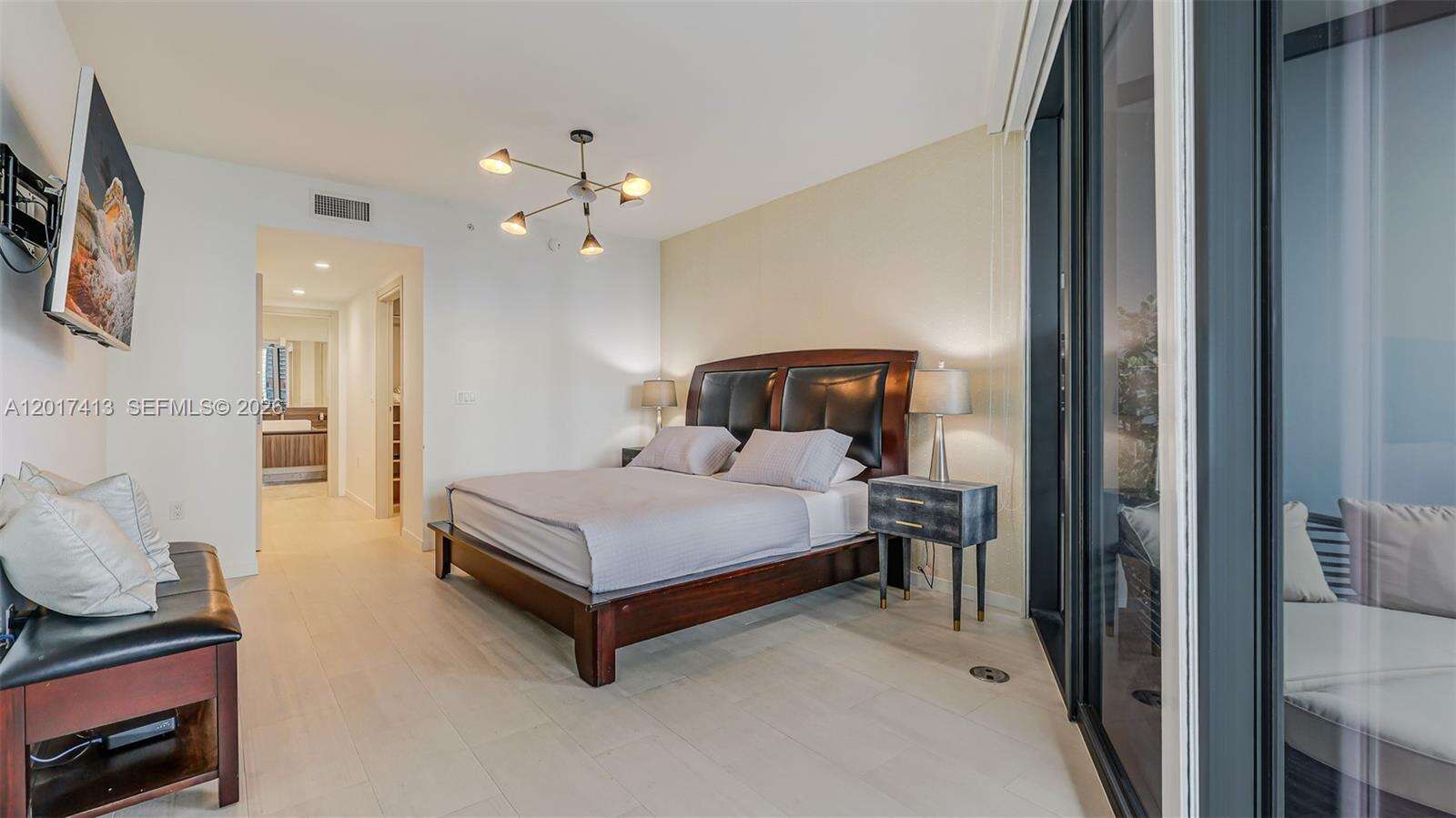 Brickell Flatiron at 1000 Brickell Plz, Miami, FL 33131 - For Sale photo 27