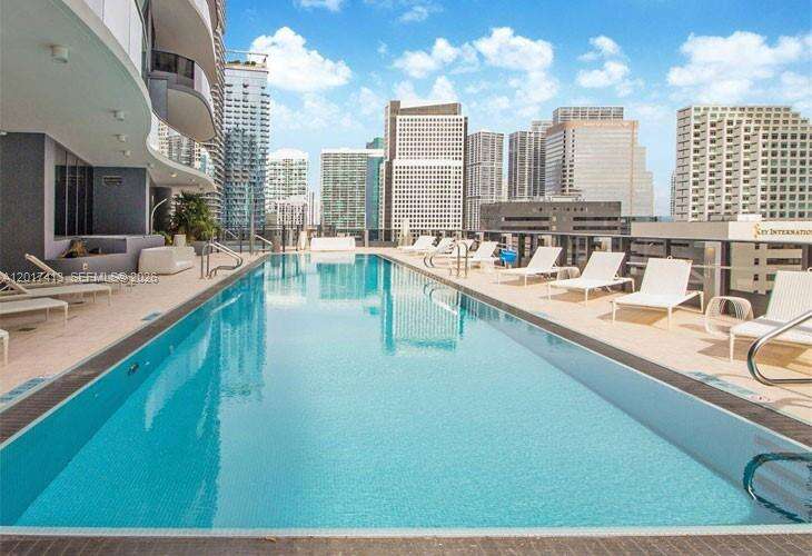 Brickell Flatiron at 1000 Brickell Plz, Miami, FL 33131 - For Sale photo 56
