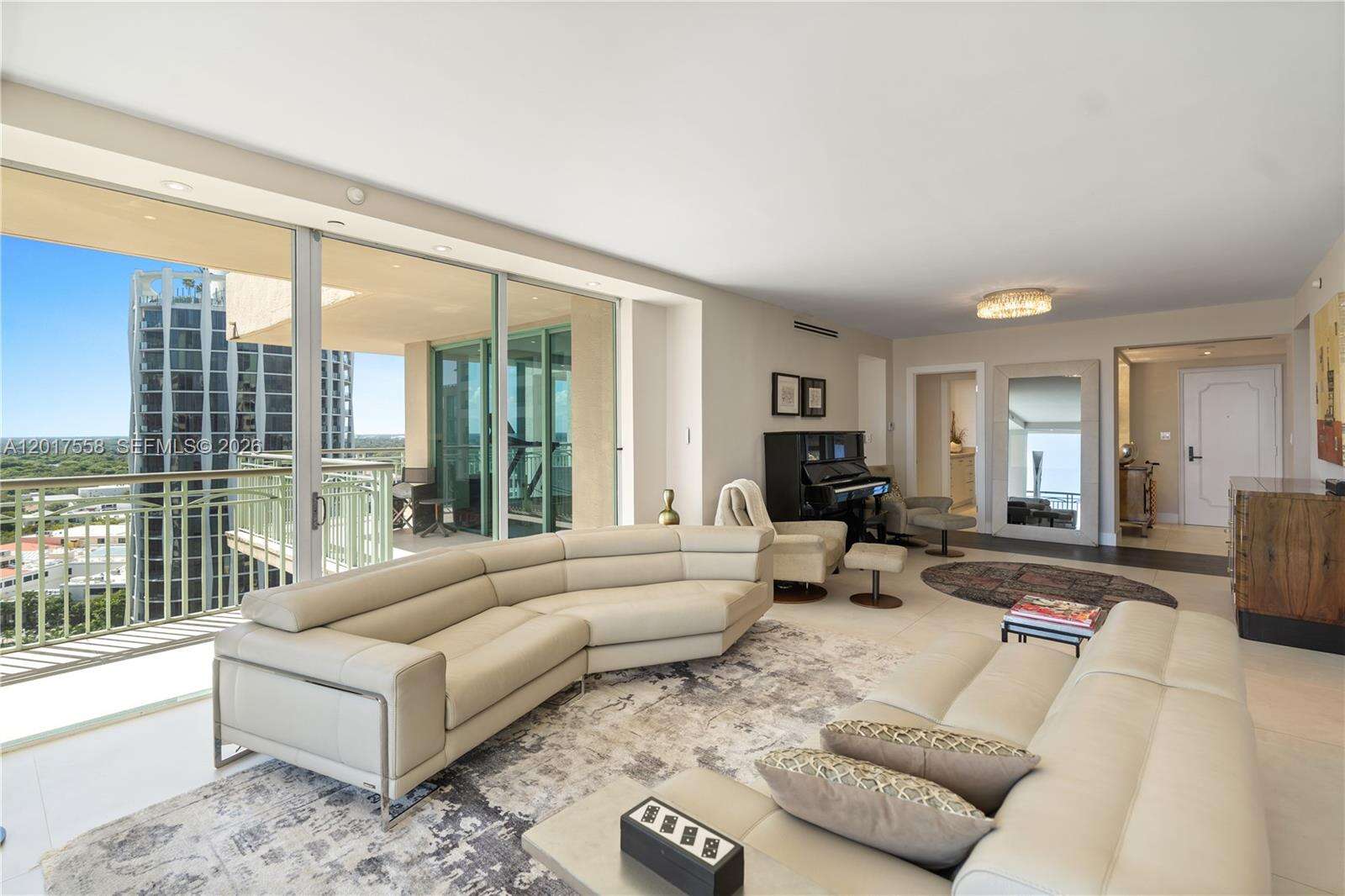 The Executive Residences Condos for Sale & Rent | Picture 1