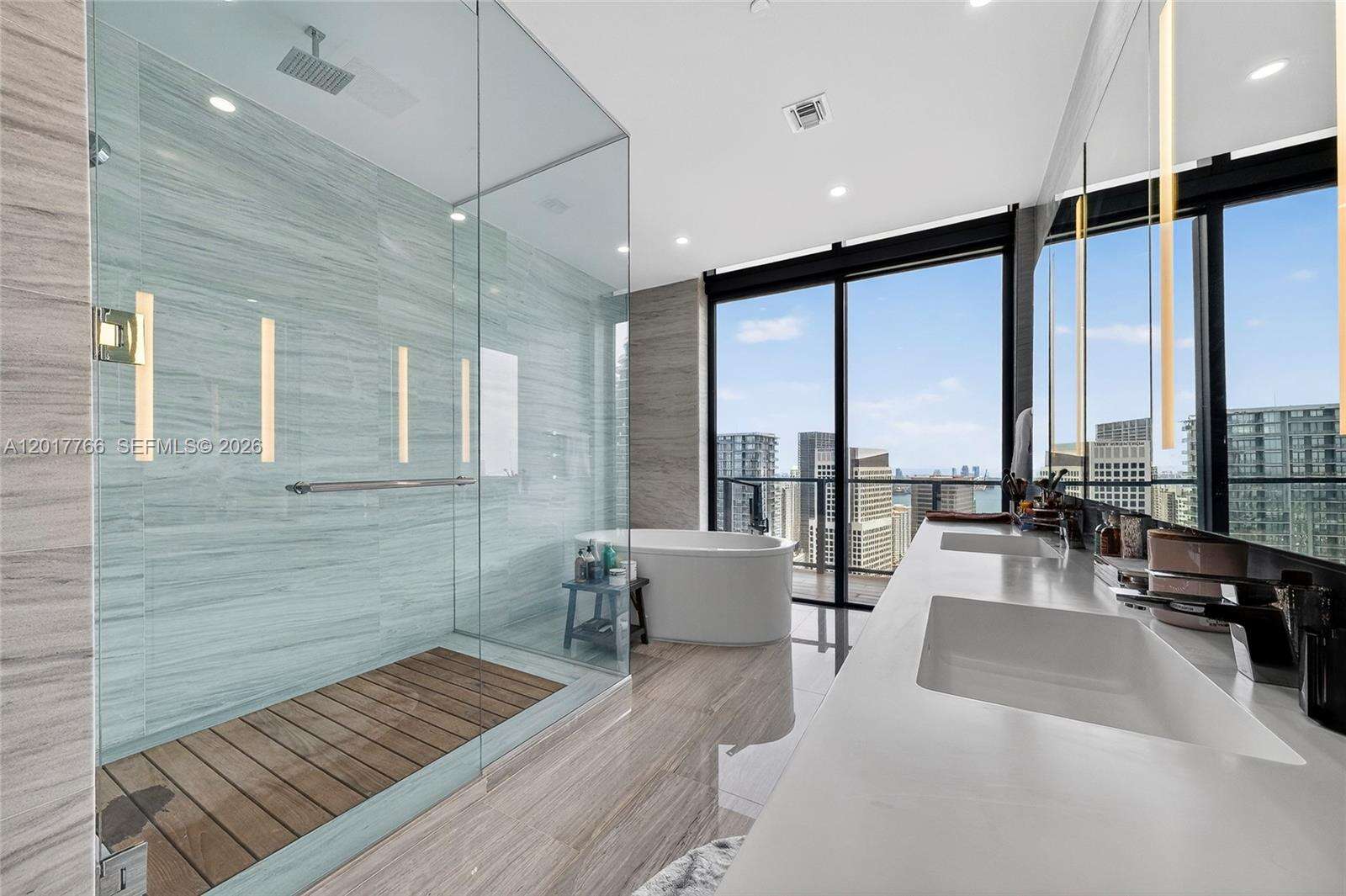 Rise Brickell at 88 7 St, Miami, FL 33130 - For Sale photo 25