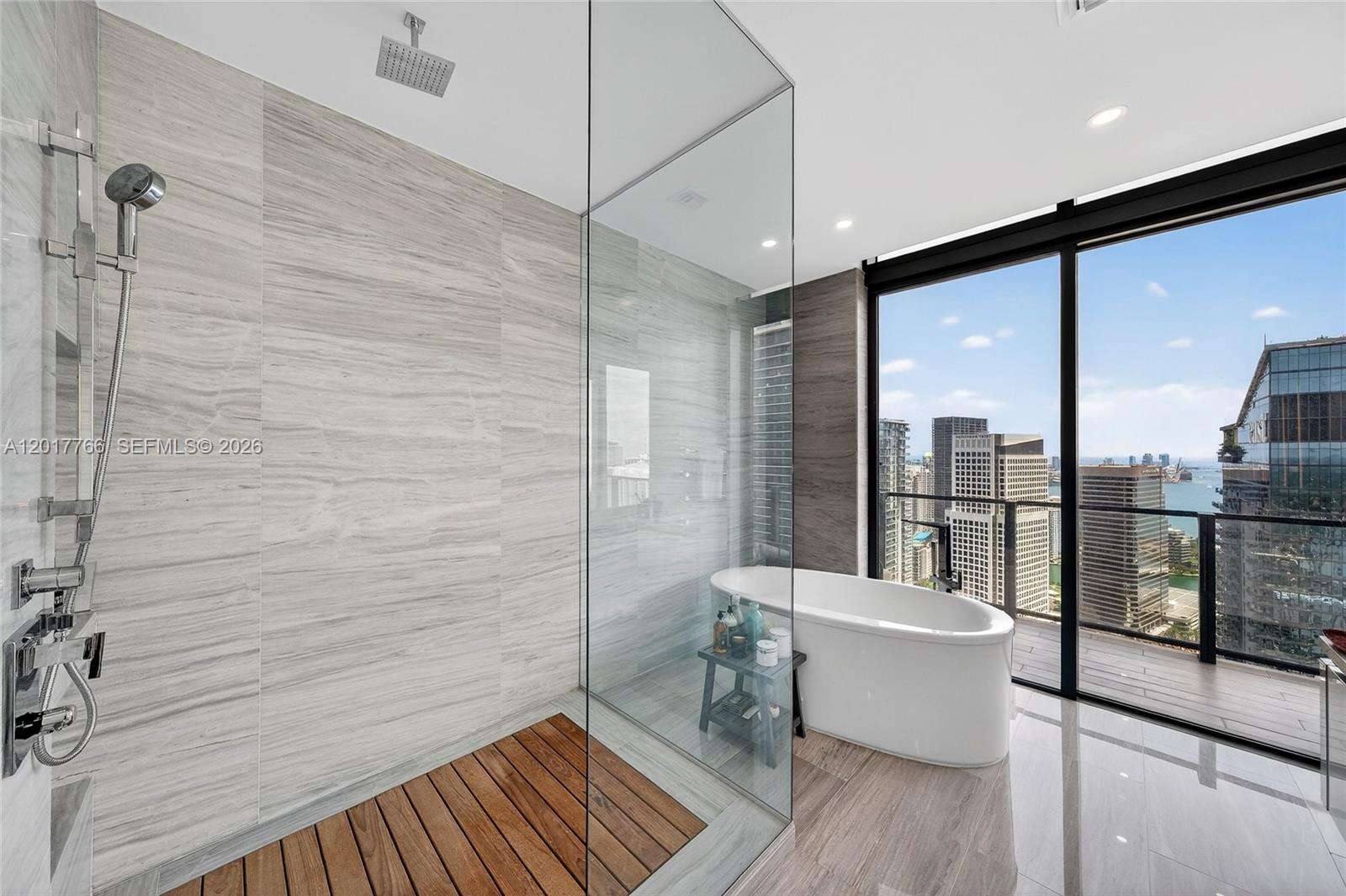 Rise Brickell at 88 7 St, Miami, FL 33130 - For Sale photo 26
