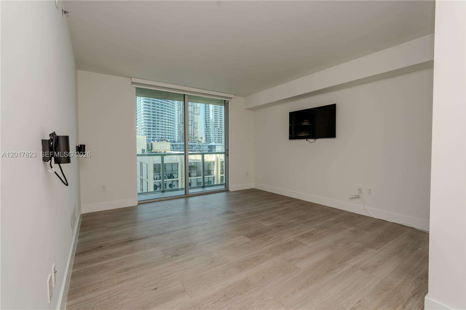 500 Brickell at 500 Brickell Ave, Miami, FL 33131 - For Sale photo 15
